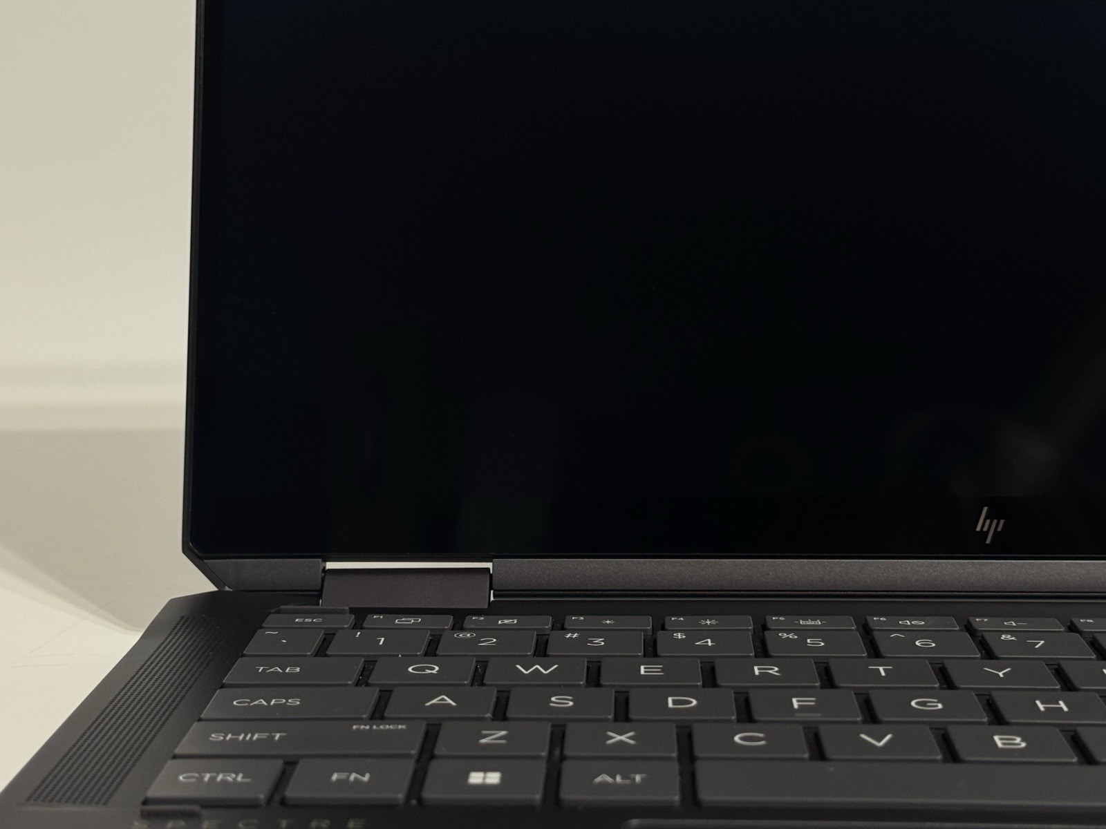 HP Spectre 14 x360 QHD+ OLED TOUCH 3.8 GHz Ultra 7 155H 32GB 2TB SSD READ