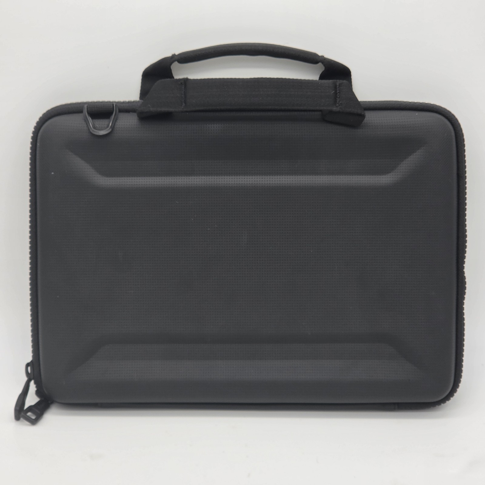 ✨NEW WITH TAGS✨Thule Gauntlet 4.0 Attaché 13″/14″ MacBook Pro Laptop Case
