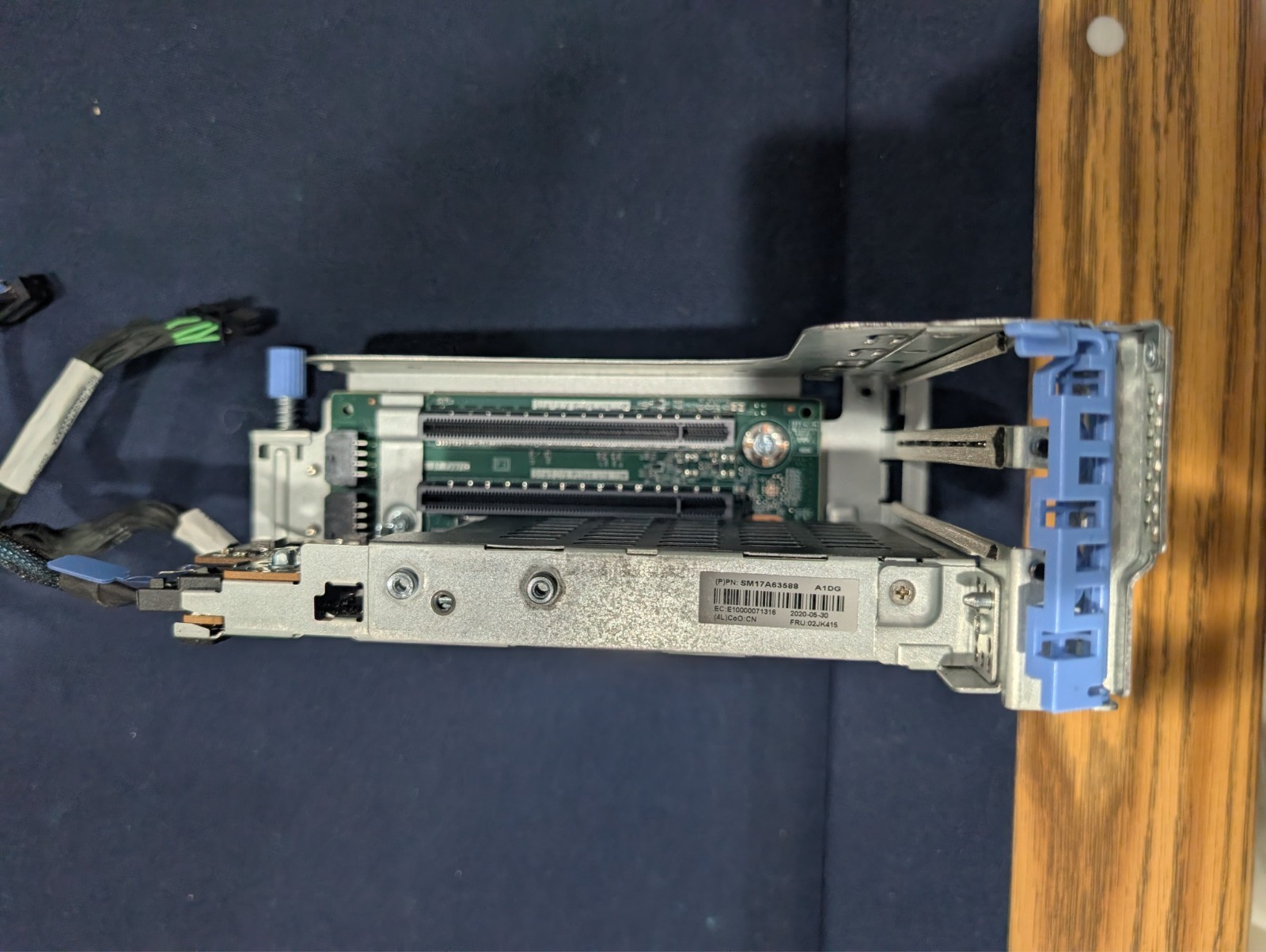 Lenovo 02JK415 SM17A63588 | 2FH+7mm Riser for ThinkSystem w/ 2x 480GB 6Gb Sata