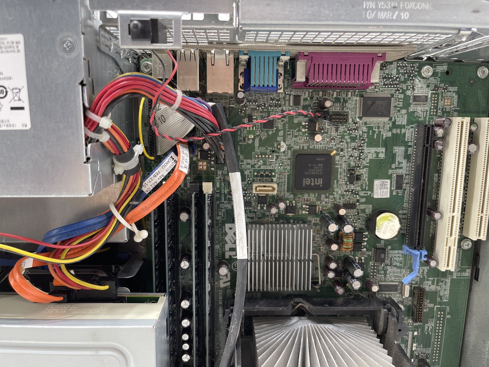 Dell Optiplex 780 Desktop Intel Core 2 Duo CPU E8400 3.00 GHz 8 GB 500 GB