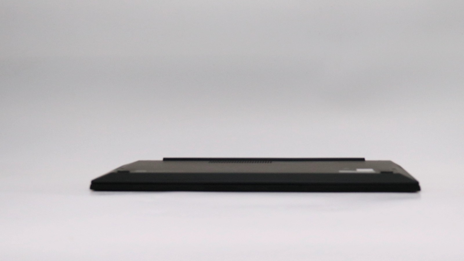 Lenovo ThinkPad X1 Carbon Gen 10 14″ i7-1260p 16GB 512GB – Very Good