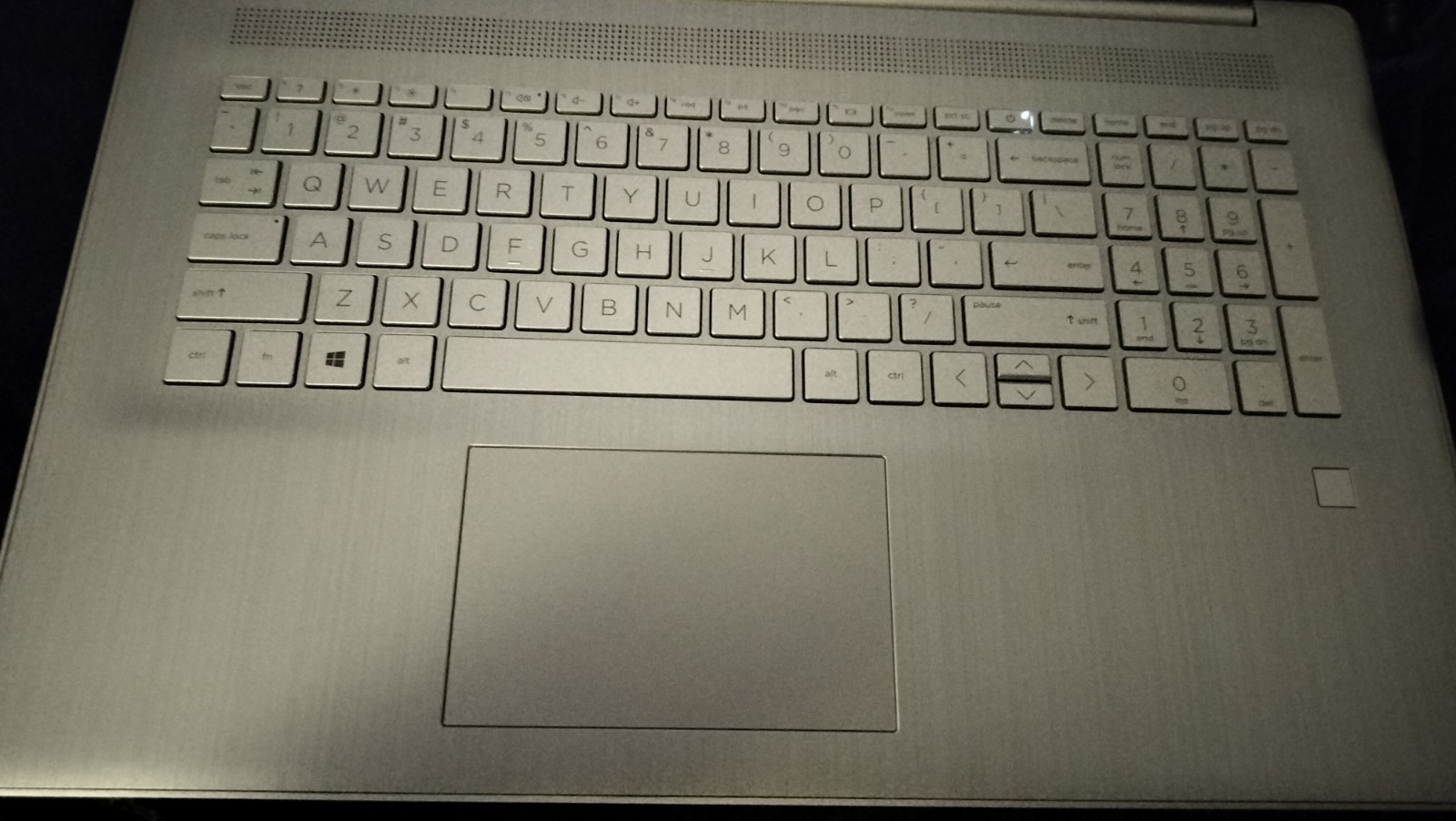 HP Pavilion 17 Inch Silver Laptop Ryzen 5 5500U 16GB RAM 256 GB SSD