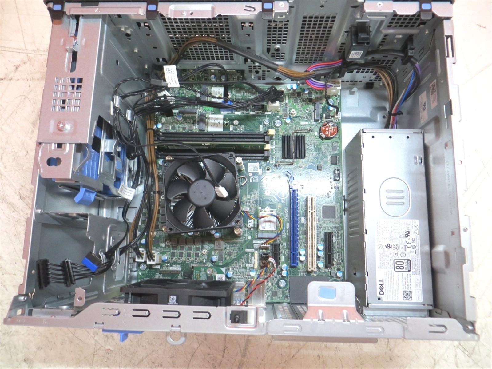 Dell OptiPlex Tower Plus 7010 Desktop Intel i5-13400 4.6GHz 8GB 256GB SSD w/ OS