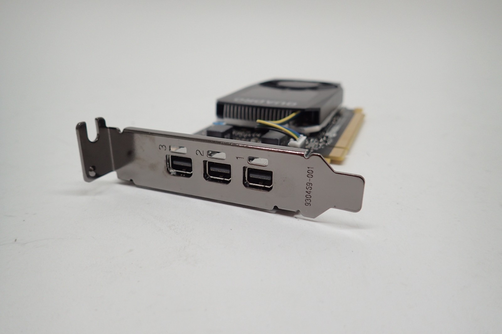 NVIDIA Quadro P400 PCIe 2GB Triple Mini Displayport Low Profile Video Card
