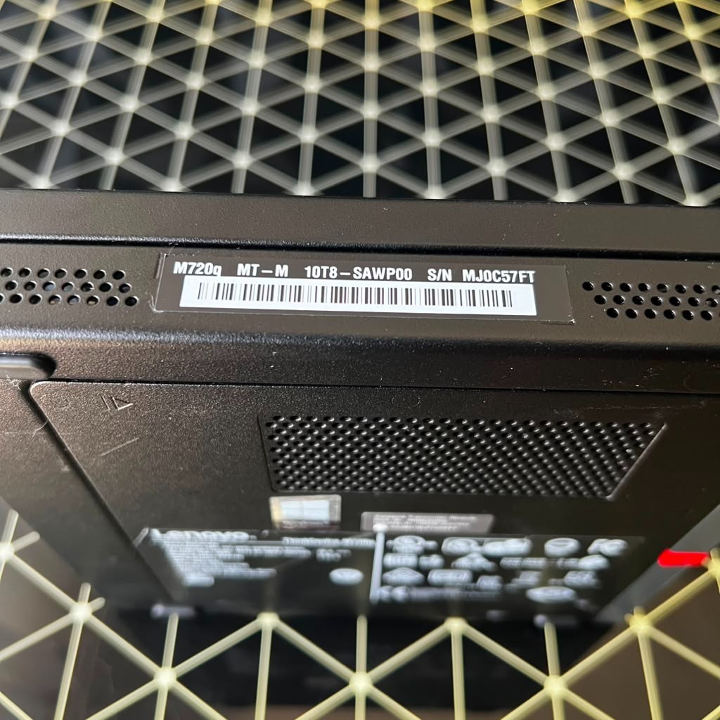Lenovo ThinkCentre M720q ( i5 8th Gen / 32 GB RAM / 256 GB SSD ) Win11 Pro & AC