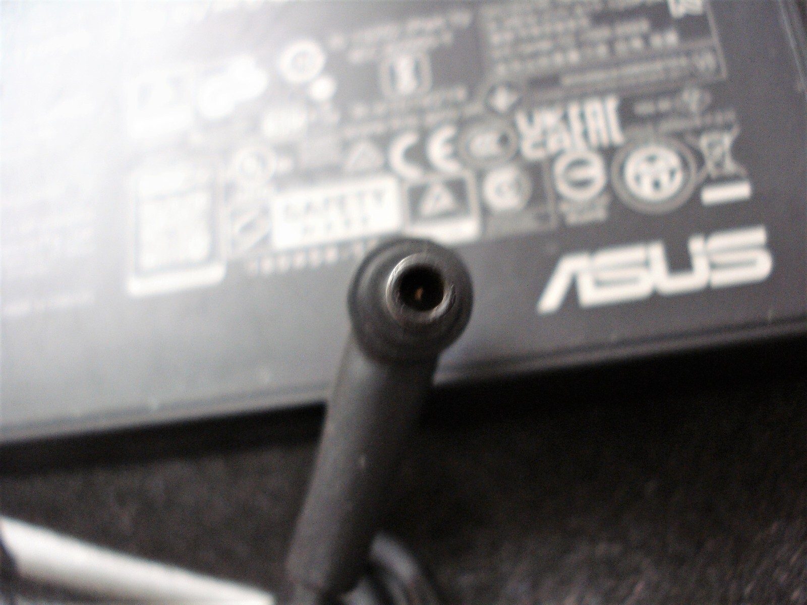 Genuine OEM 120W 20V 6A 4.5mm A17-120P2A ADP-120VH B Asus Charger AC Adapter