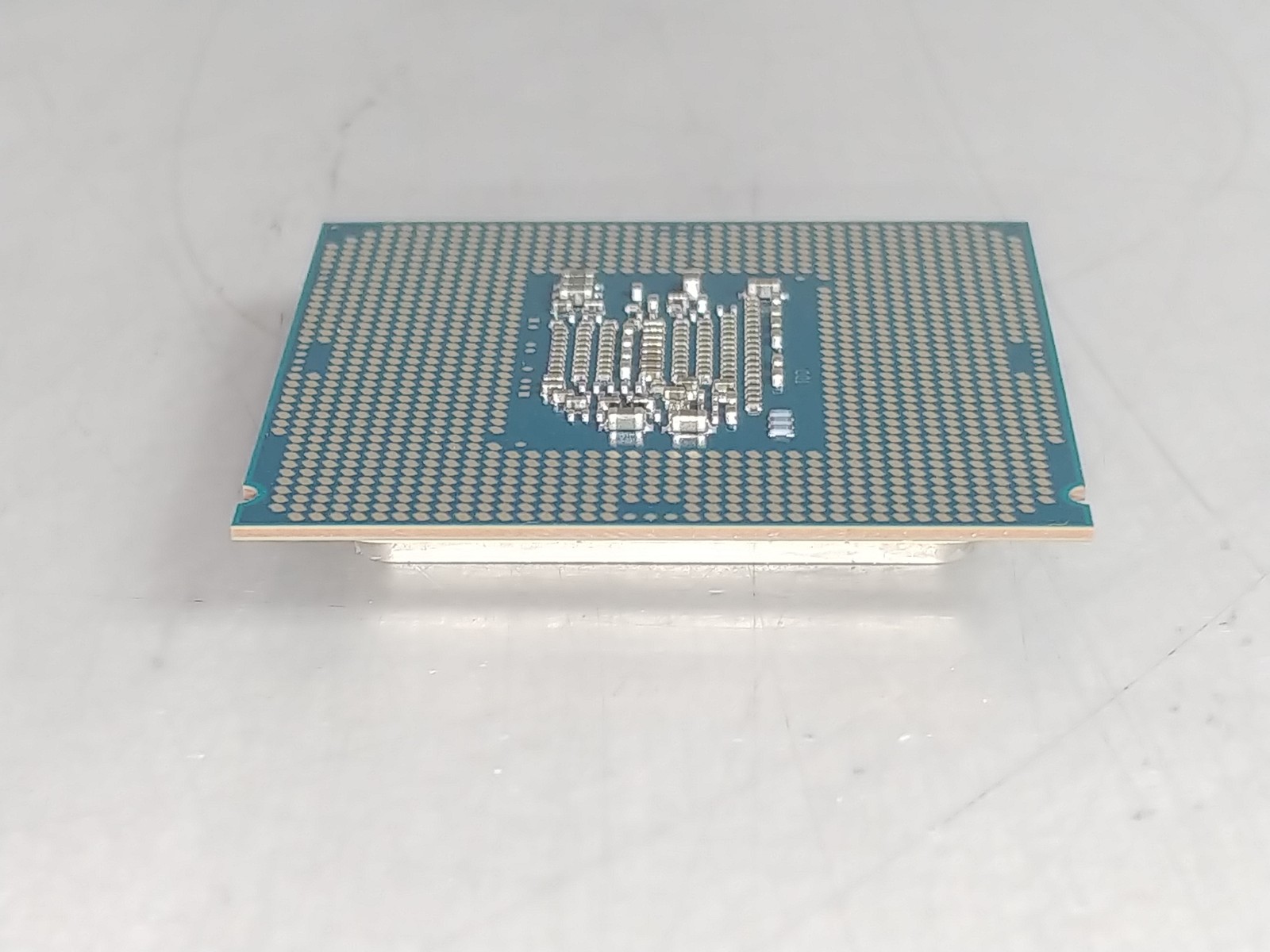 Intel Core i7-6700 LGA 1151 3.4 GHz 8 GT/s Desktop CPU Processor SR2L2