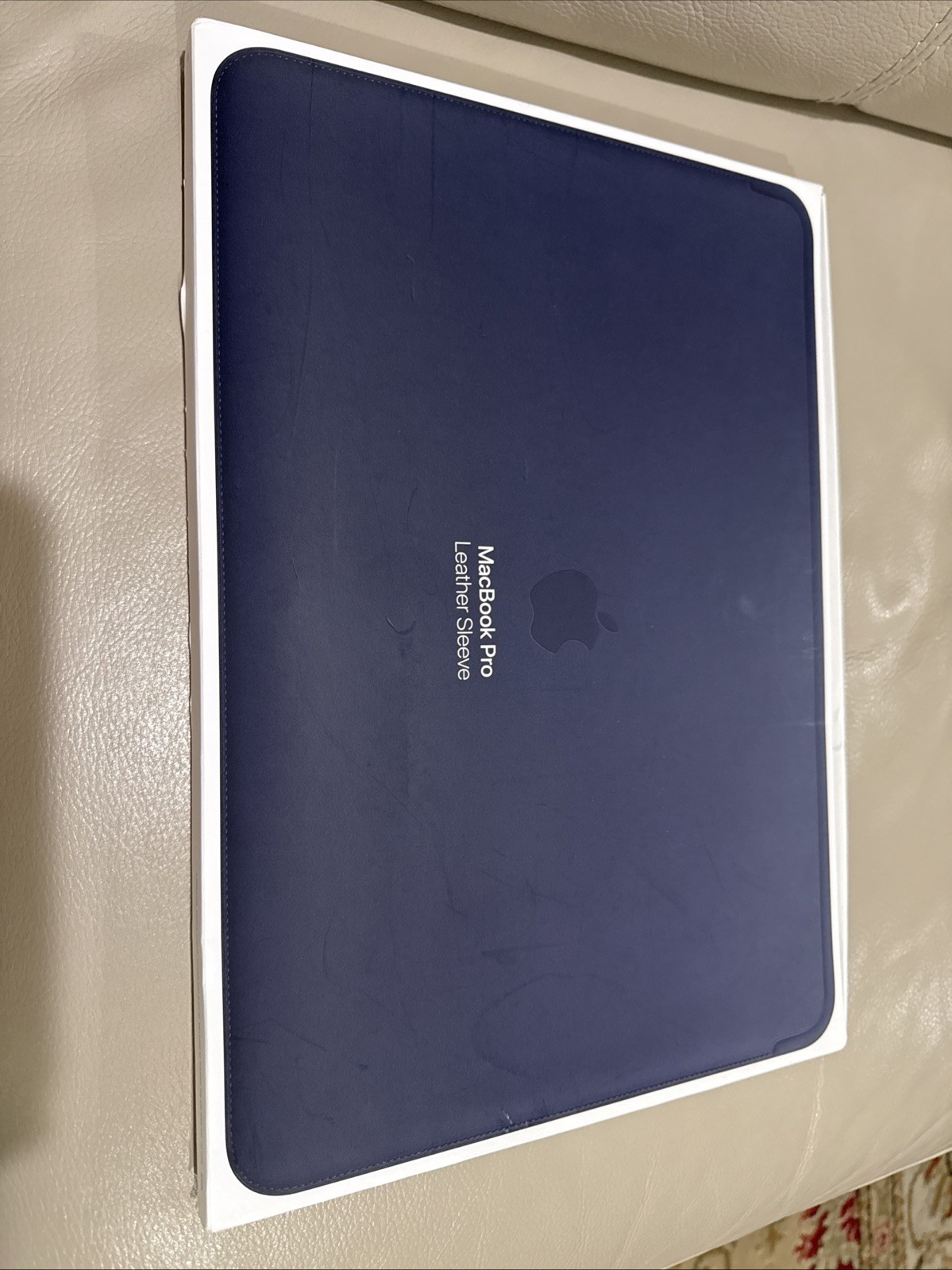 ORIGINALE Apple Custodia in pelle SLEEVE per MacBook Pro 15″ – Blu notte