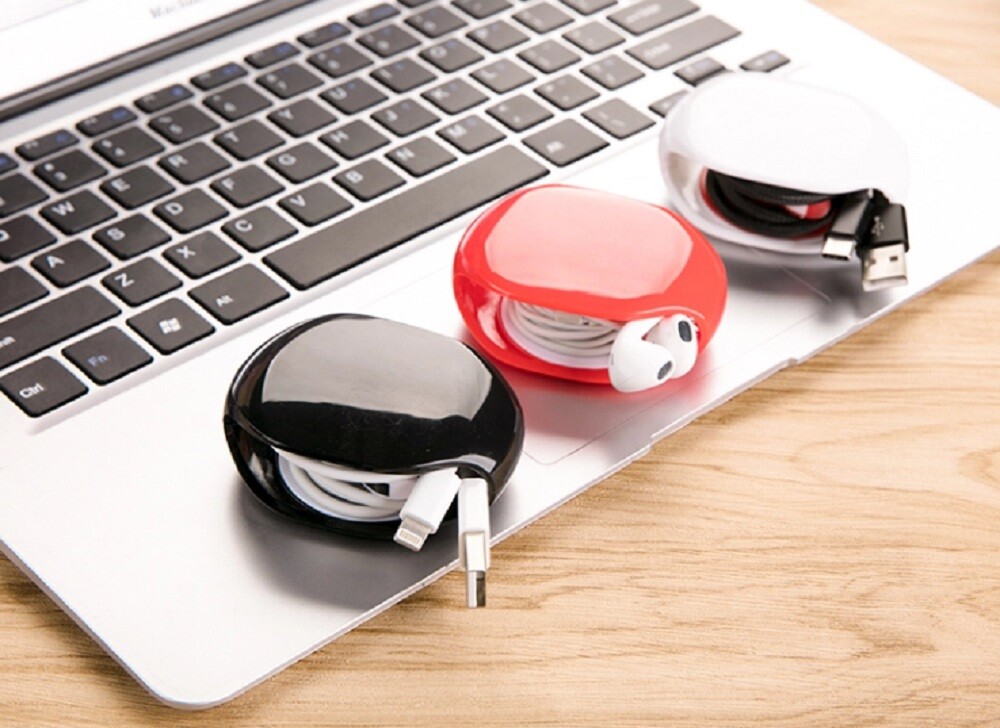 Automatic Earphone Cable Organizer – Headphone Cord Winder Roll Wrap 1 Pack