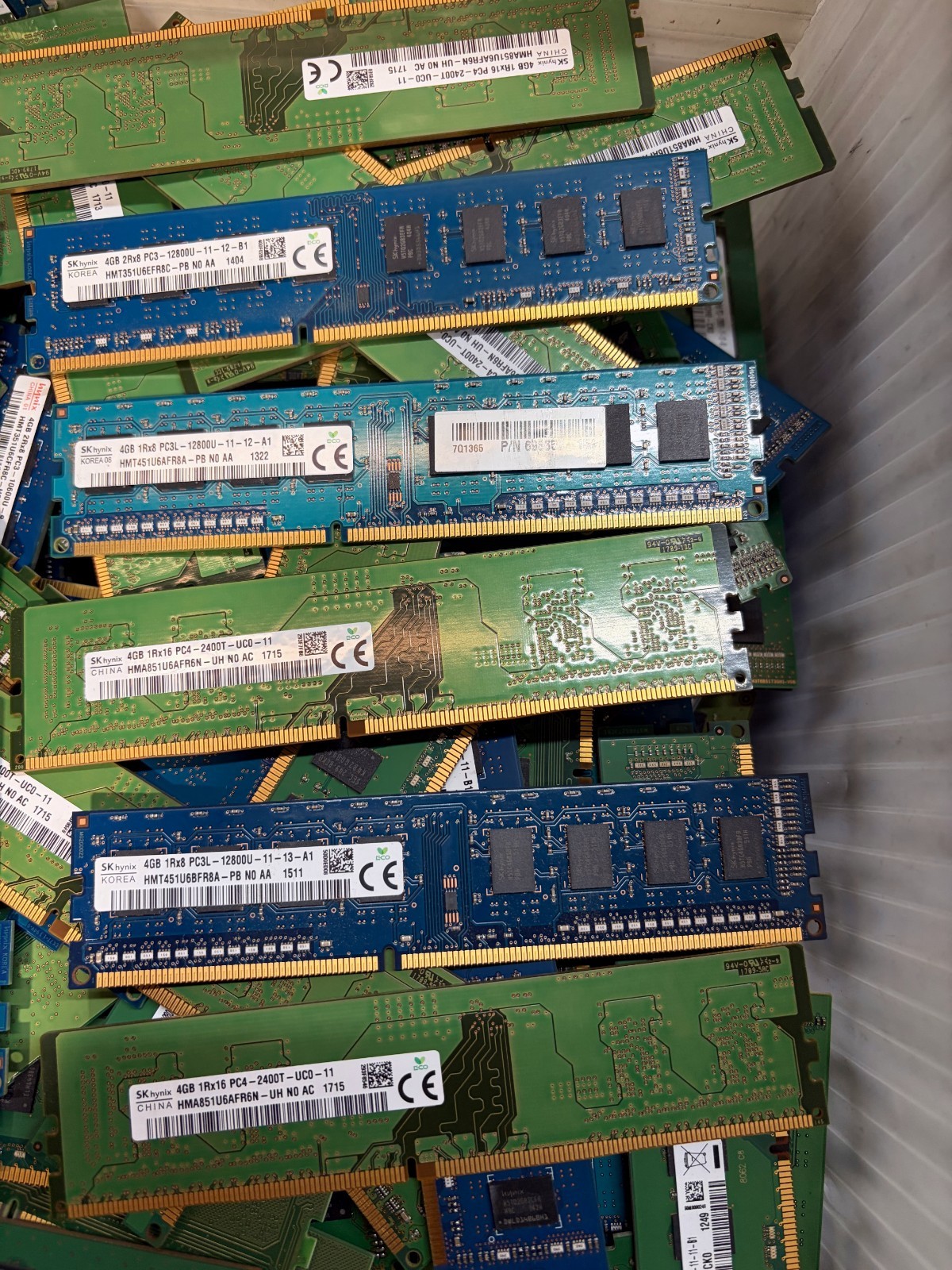4 PACK LOT !! SK Hynix 4GB 1Rx8 PC3 12800U-11-13-A1 Desktop RAM