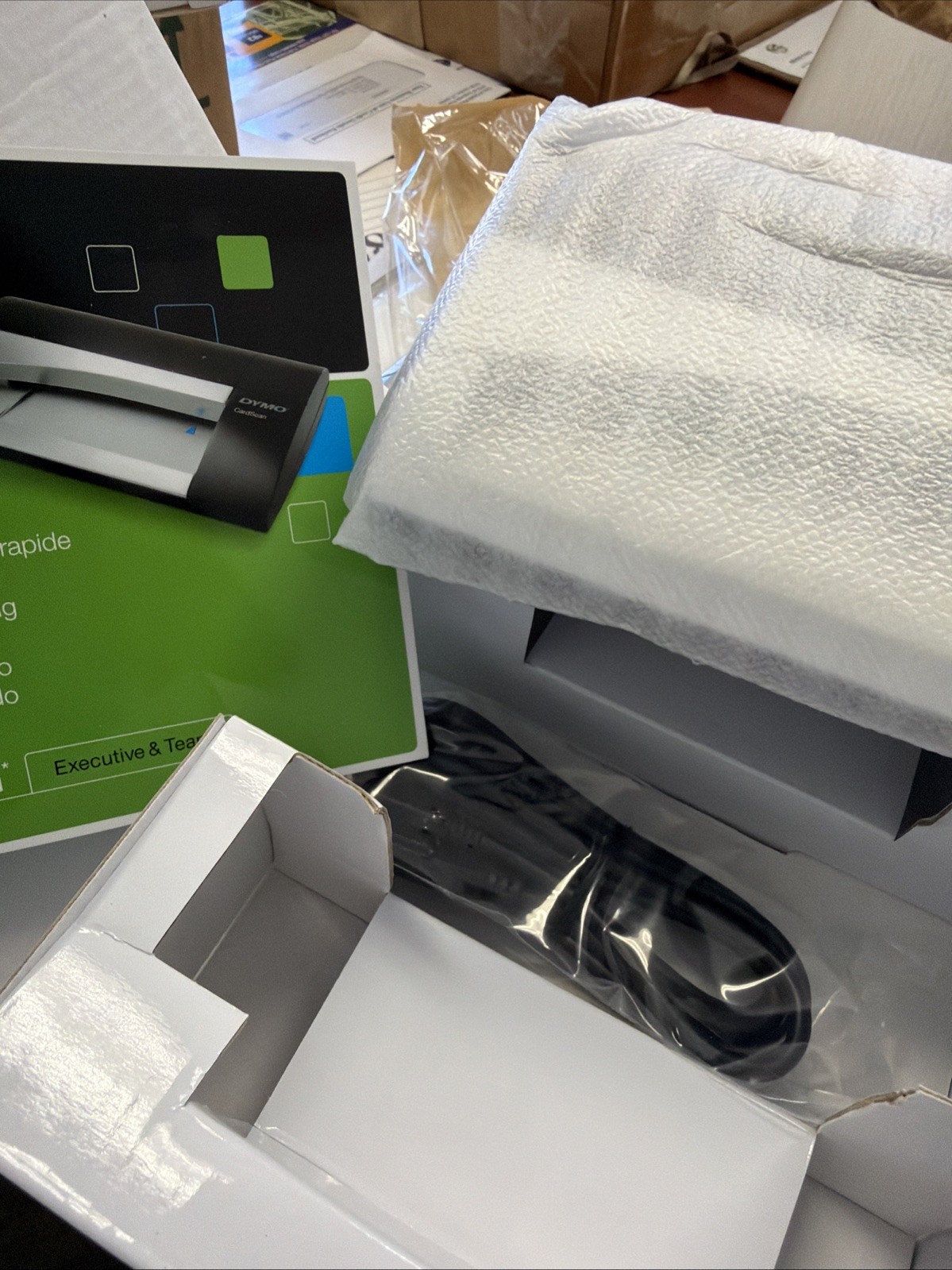 New Dymo CardScan Personal Portable Business Card Scanner