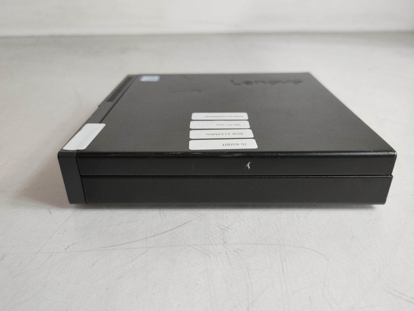 Lenovo ThinkCentre M710q Tiny Core i5-6500T 2.50 GHz 8 GB DDR4 No HDD