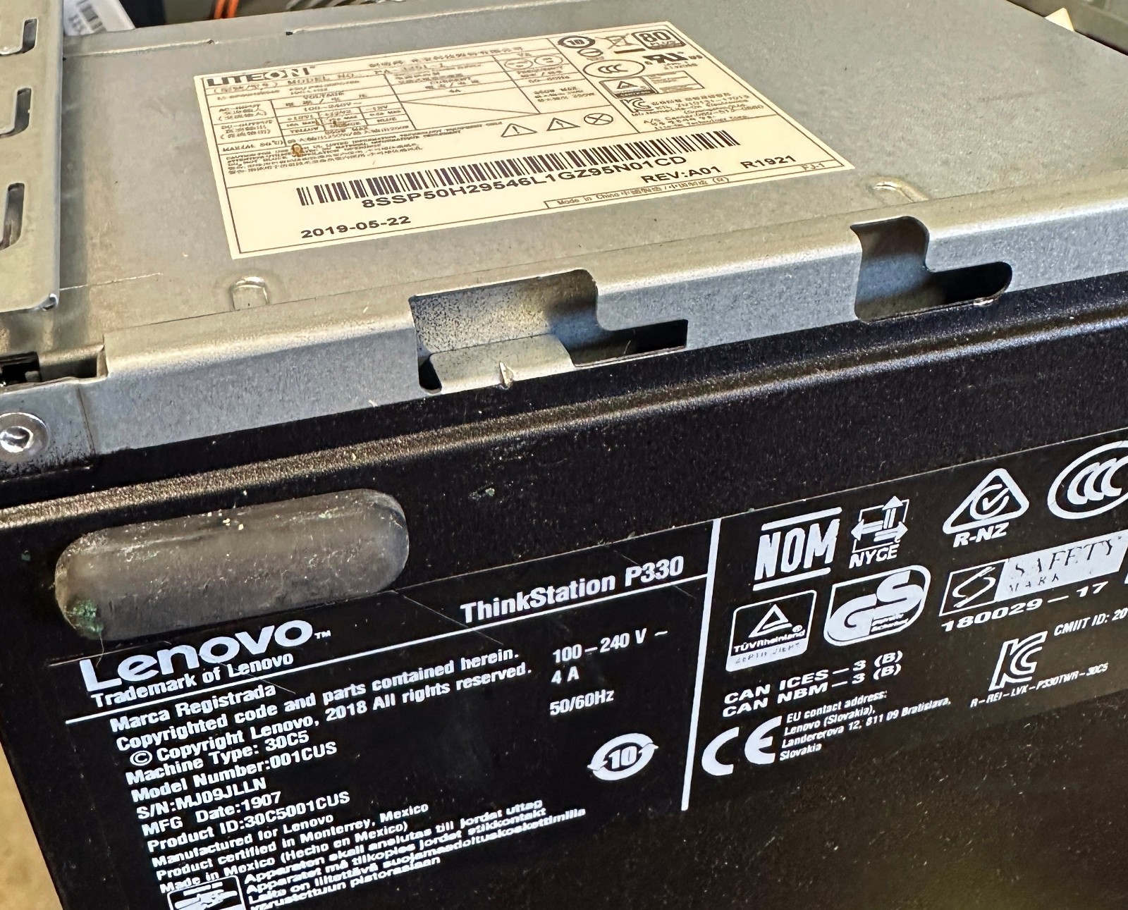 Lenovo ThinkStation P330 Workstation i7-8700 3.2GHz 512GB +3TB 16GB WIN11 P400