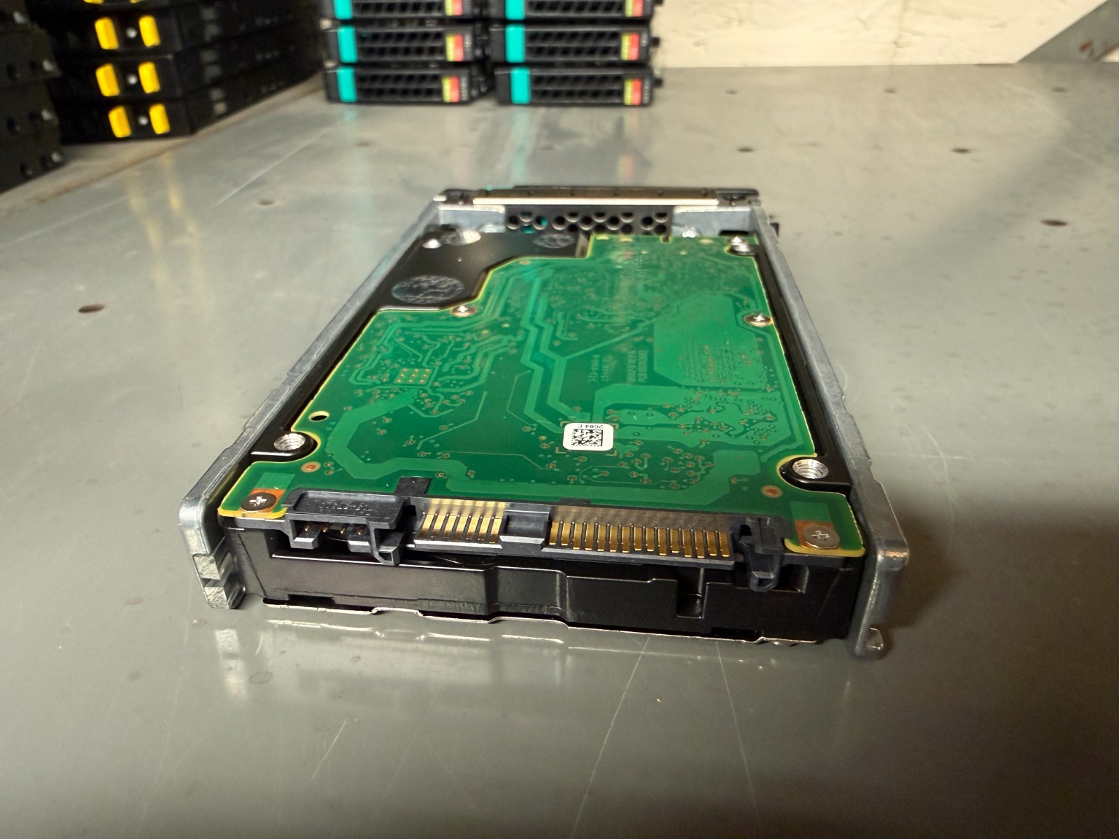 1.8TB ~ 2TB SAS Seagate 2.5″ 10K RPM 12Gbps 4Kn Enterprise Server Hard Drive