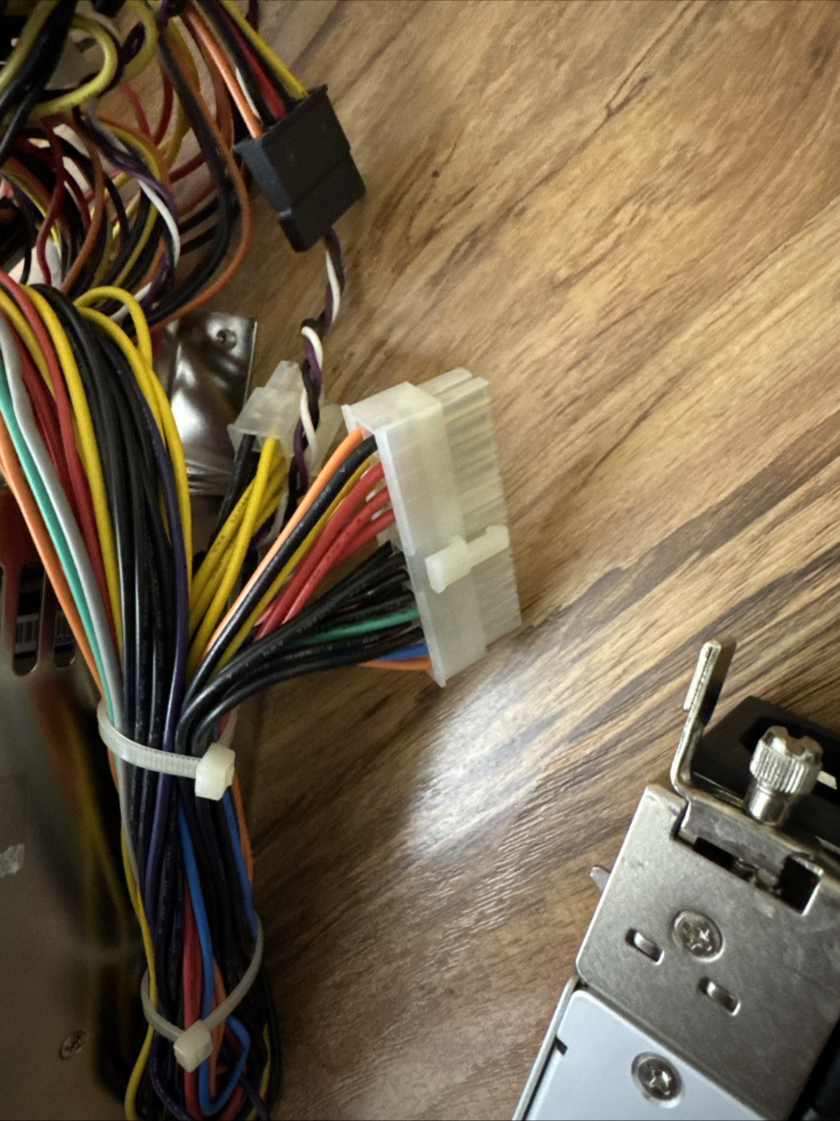 LOT OF 2 Zippy Emacs GIN-2650G2 server power supply