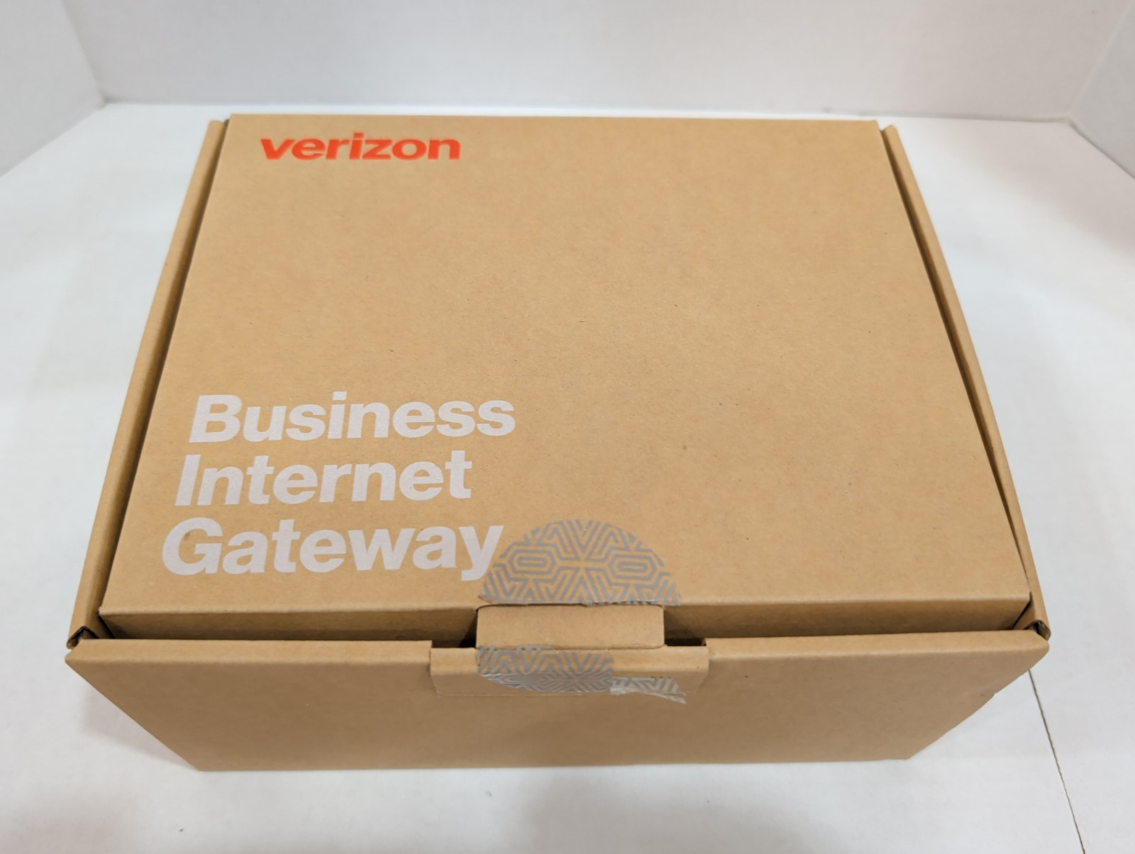 NOB Verizon Business 5G Internet Gateway 2-Port Ethernet Router (XC46BE) Black