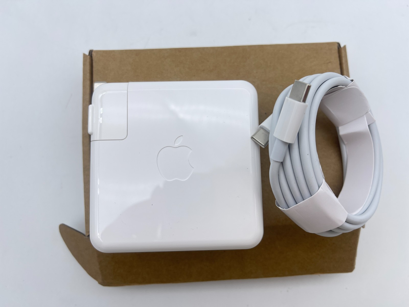 Genuine 96W USBC Type C Charger For apple MacBook Pro 16 M4 M3 A2166 A1990 A1281