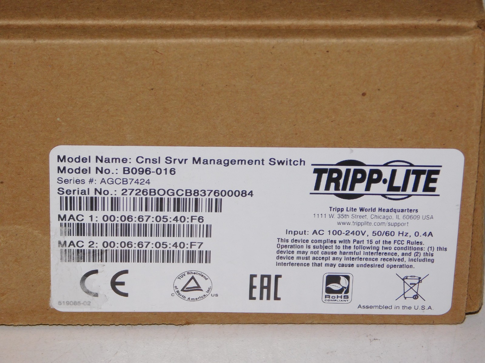 New Tripp Lite B096-016 Console Server Management Switch 16 Port Serial Unit USA