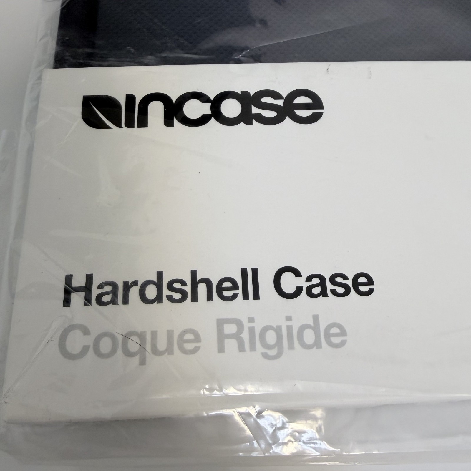 New Incase Hardshell Case for 2020 MacBook Pro 13″ Black INMB200629-BLK