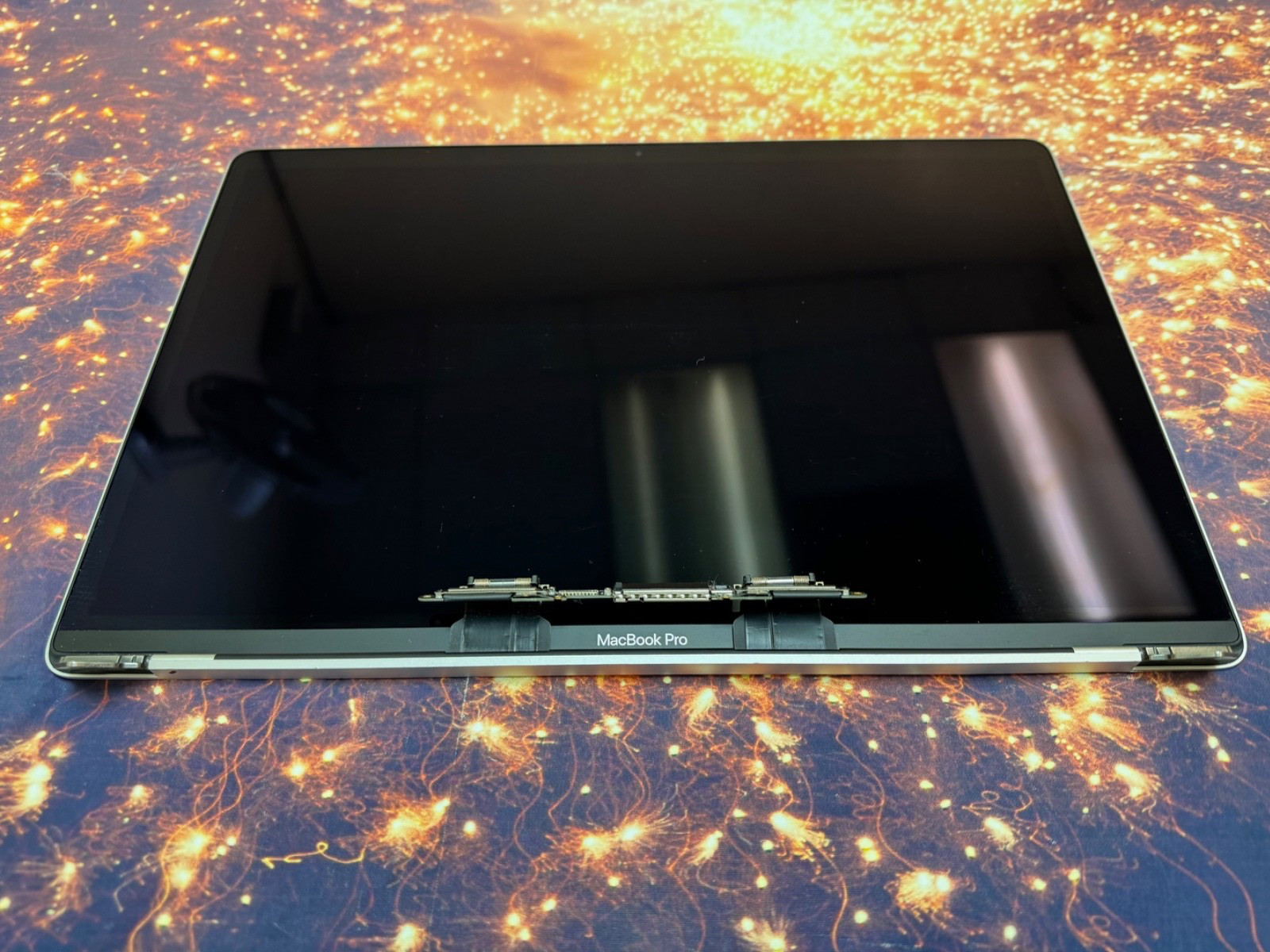OEM Macbook Pro 13″ A2159 A1989 A2289 A2251 2018 2019 LCD Display Assembly. GRAY