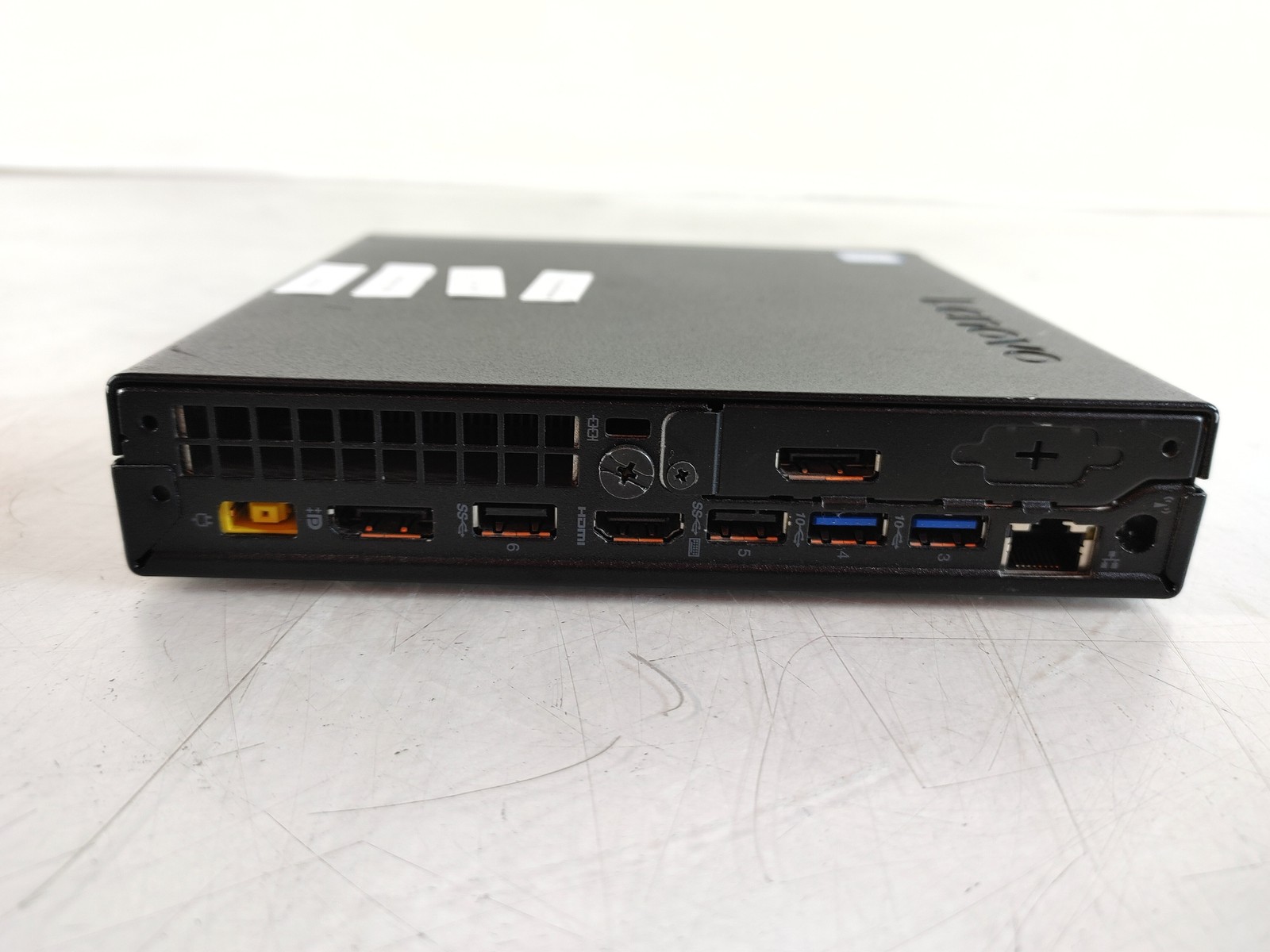 Lenovo ThinkCentre M720q Tiny Core i3-8100T 3.10 GHz 8 GB DDR4 No HDD