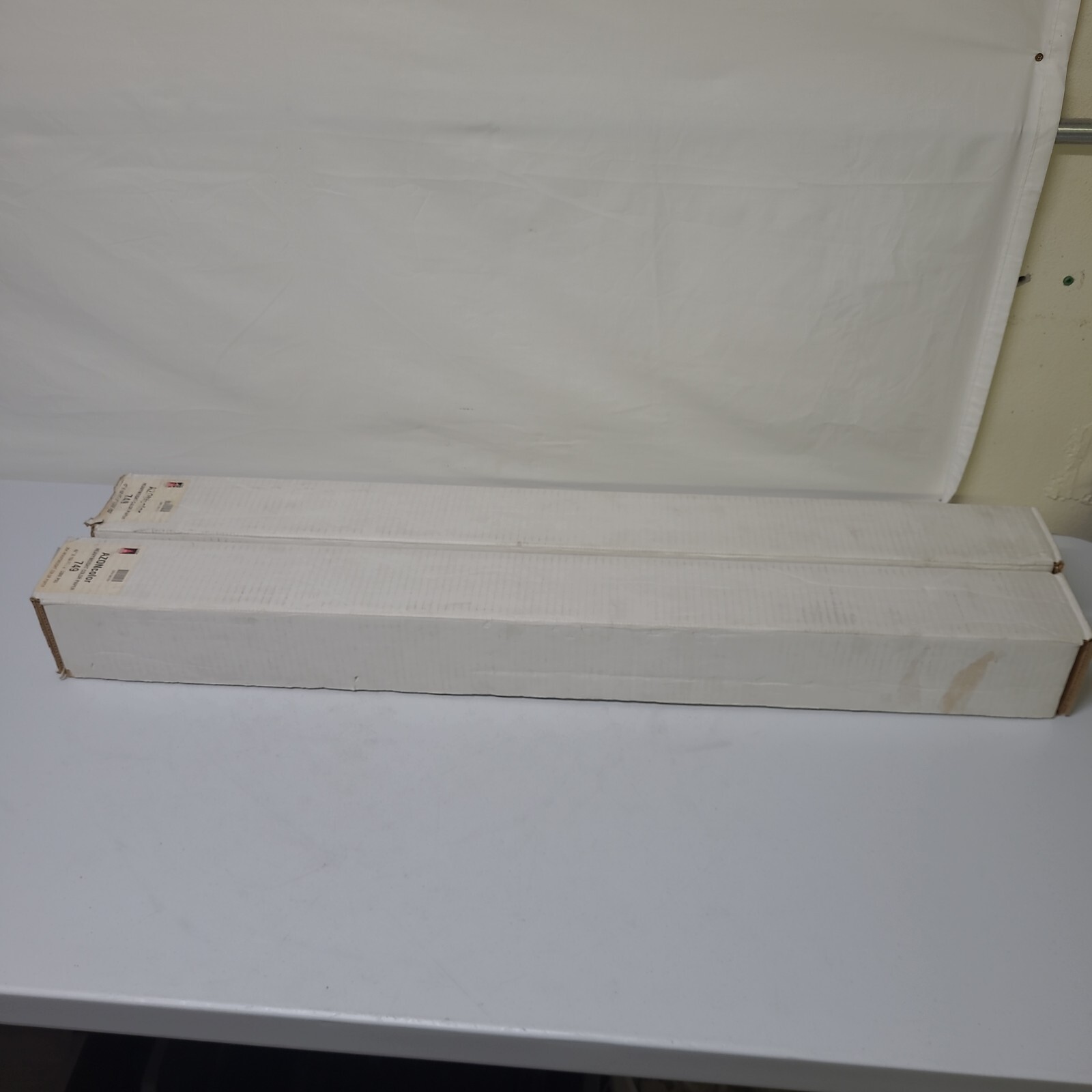 AZONcolor Heavyweight Color Paper 749 42″ x 100′ 2″ Core 36# (2 Rolls)