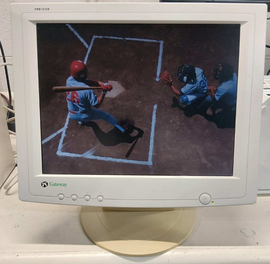 VTG-Gateway FPD1520 15″ LCD Monitor Flat Panel Display Beige Rare Retro Gaming