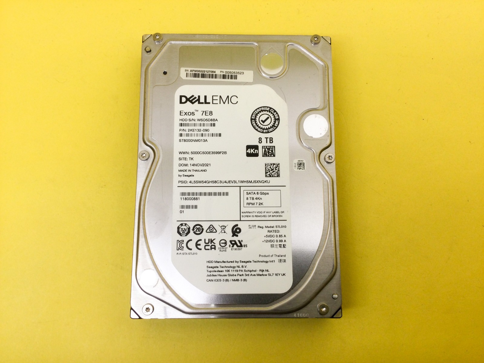 EMC Seagate Exos 7E8 8TB 7.2K SATA 6Gb/s 4Kn 3.5in HDD ST8000NM013A 118000881