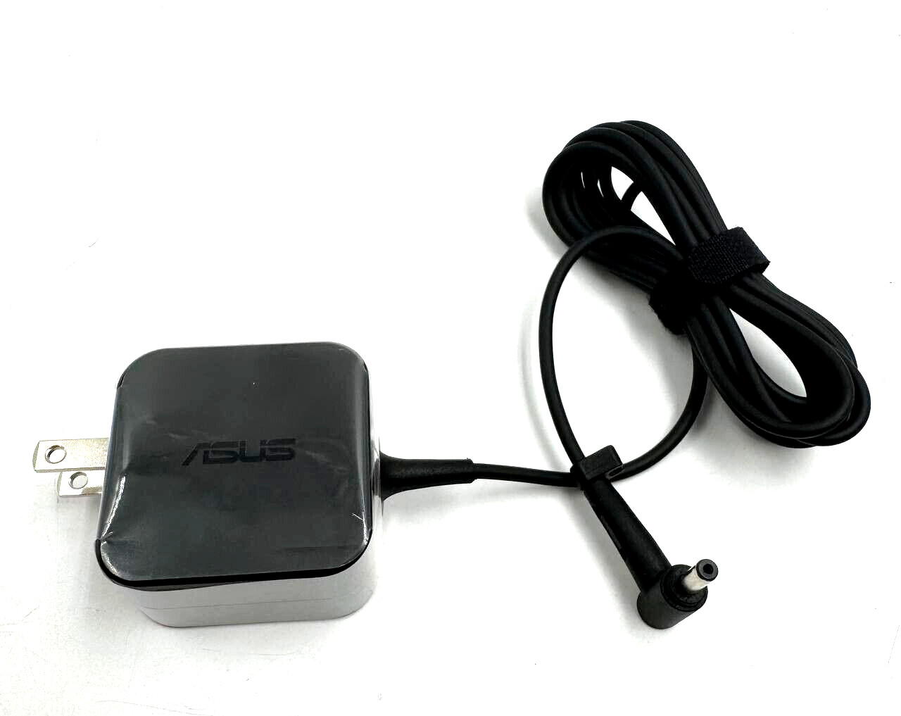 ASUS 19V 1.75A 33W Genuine AC Power Adapter Charger MODEL: AD2131320