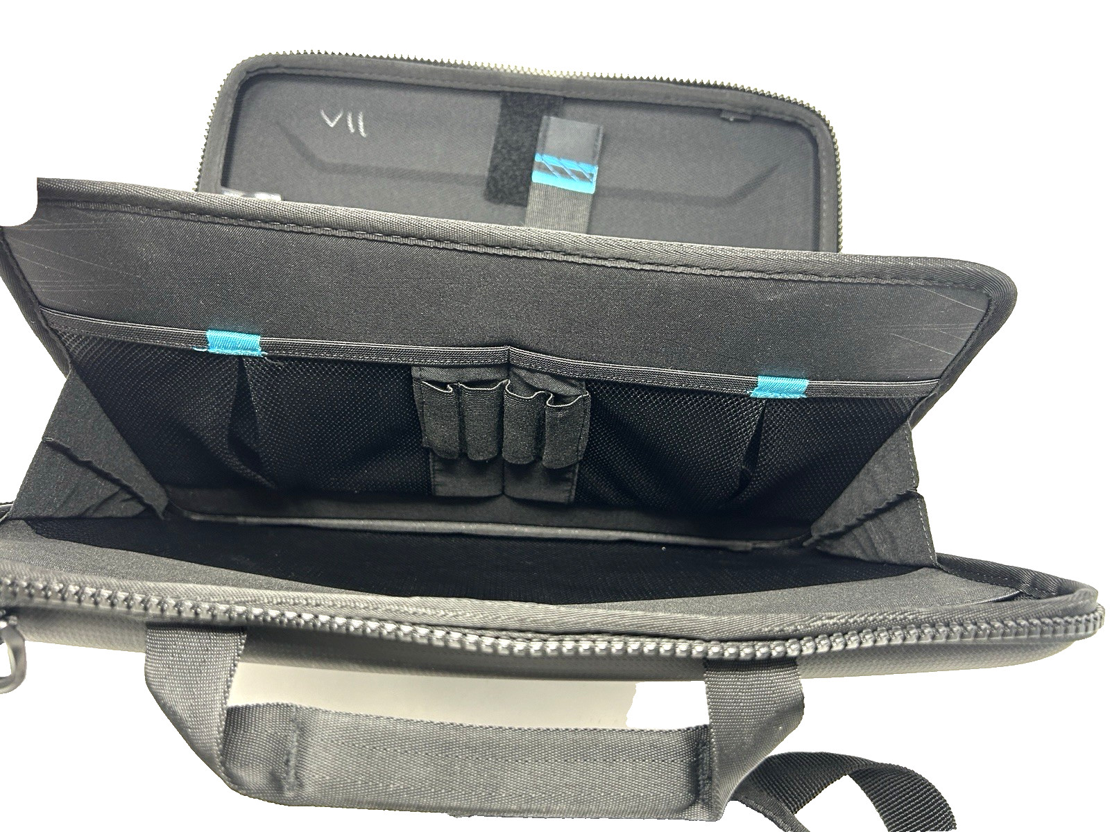 GENUINE Thule Gauntlet 4 Attaché Briefcase 14” MacBook Pro Laptop Case Black OEM