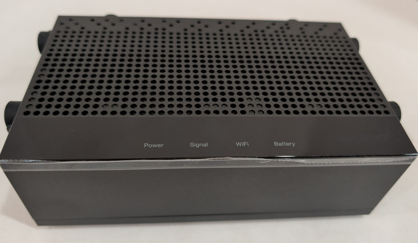 NOB Verizon Business 5G Internet Gateway 2-Port Ethernet Router (XC46BE) Black