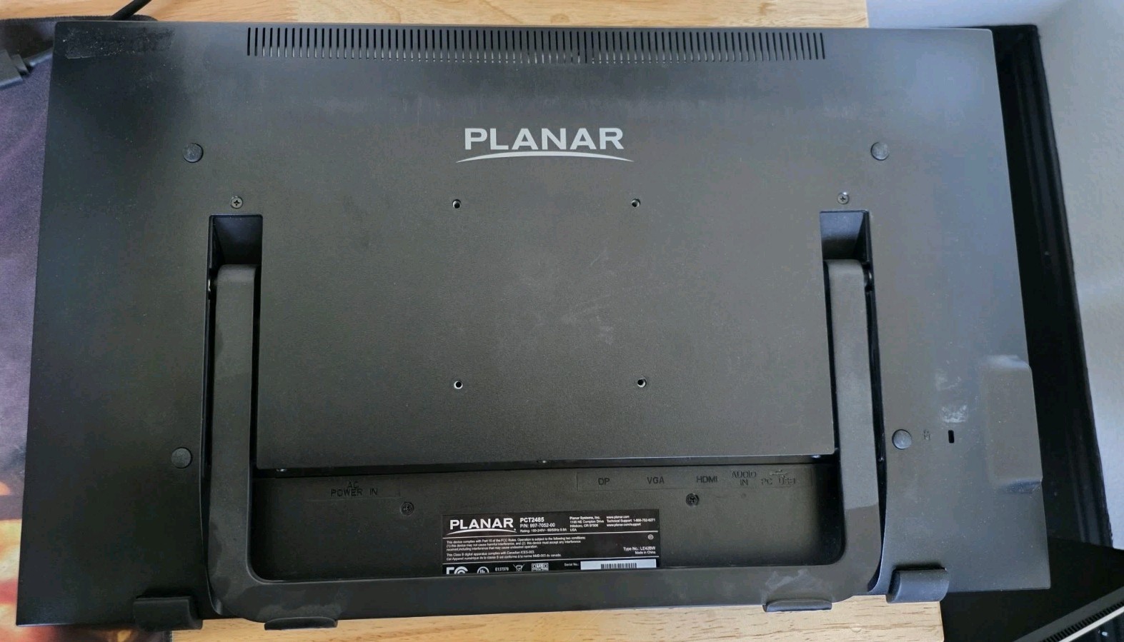 Planar Helium PCT2485 24 in Multi Touch Widescreen LCD Monitor
