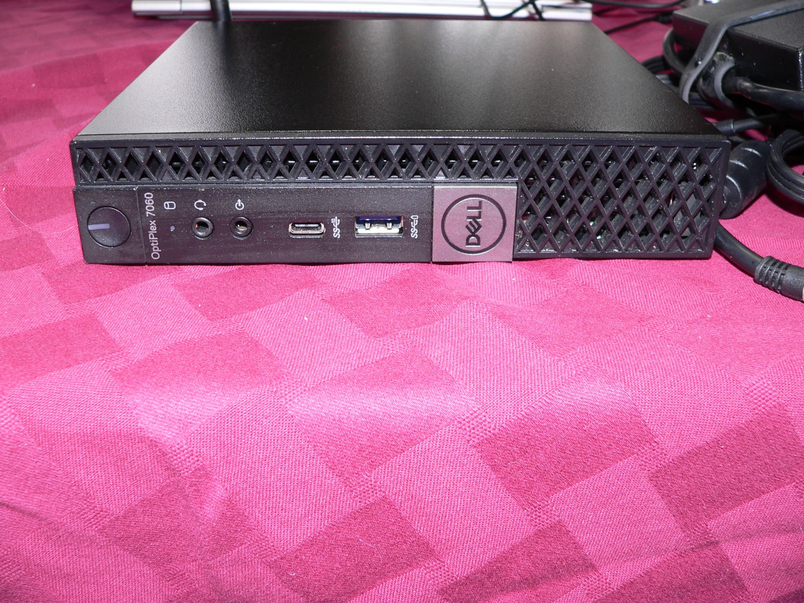 Dell Optiplex 7060 Micro 6 Cores Window 11 Pro Computer