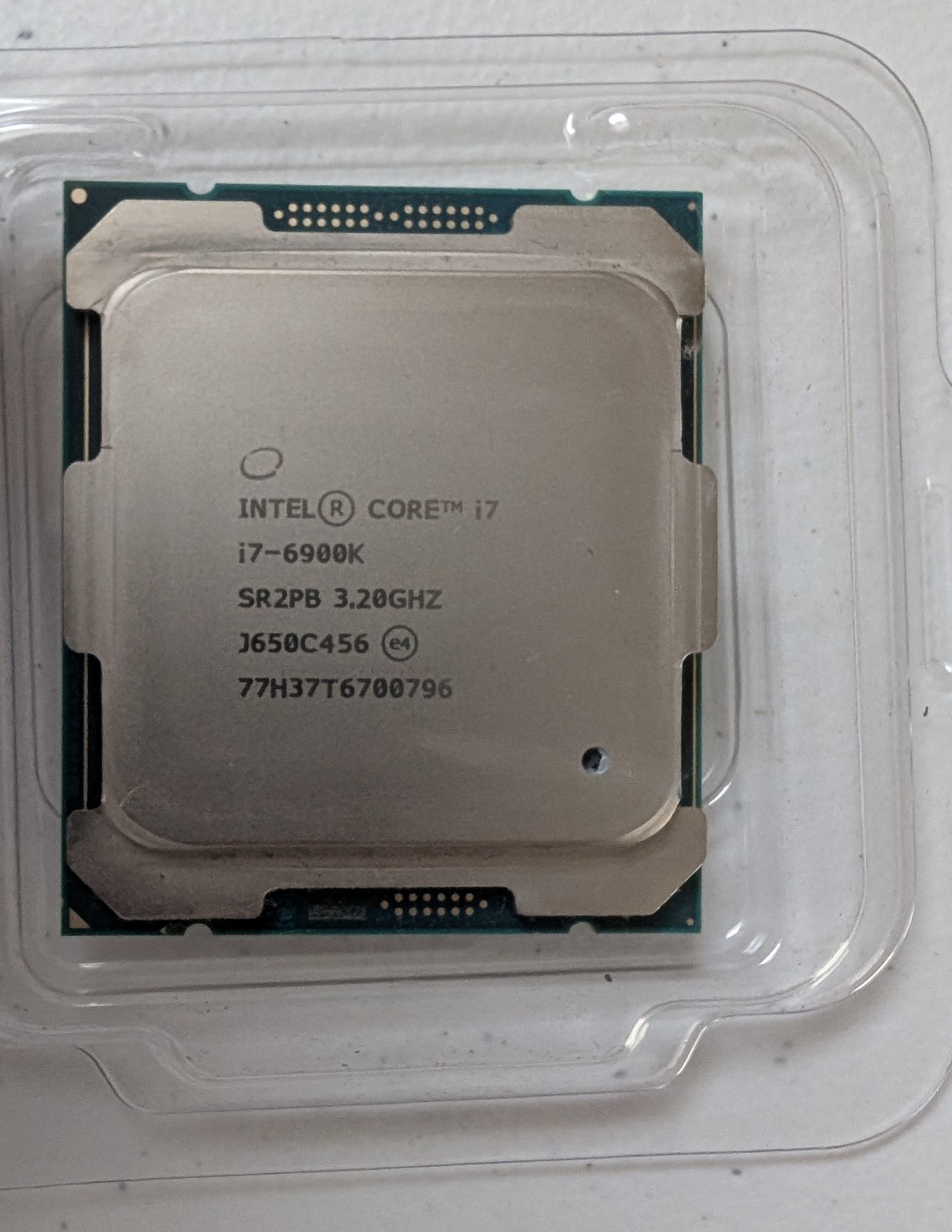 Intel i7-6900K 3.2 GHz 20MB 8 Core 140W LGA2011-v3 Desktop HEDT CPU