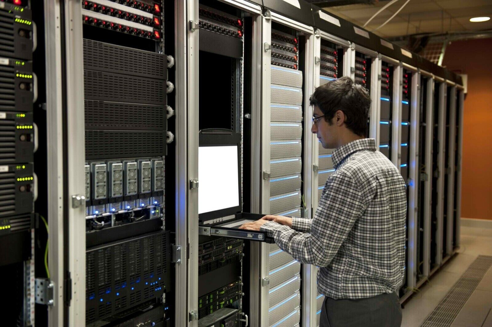 Q0H99AAE Q0H99A HPE MSA Advanced Data Services Suite E-LTU MSA2040 MS2050 $950