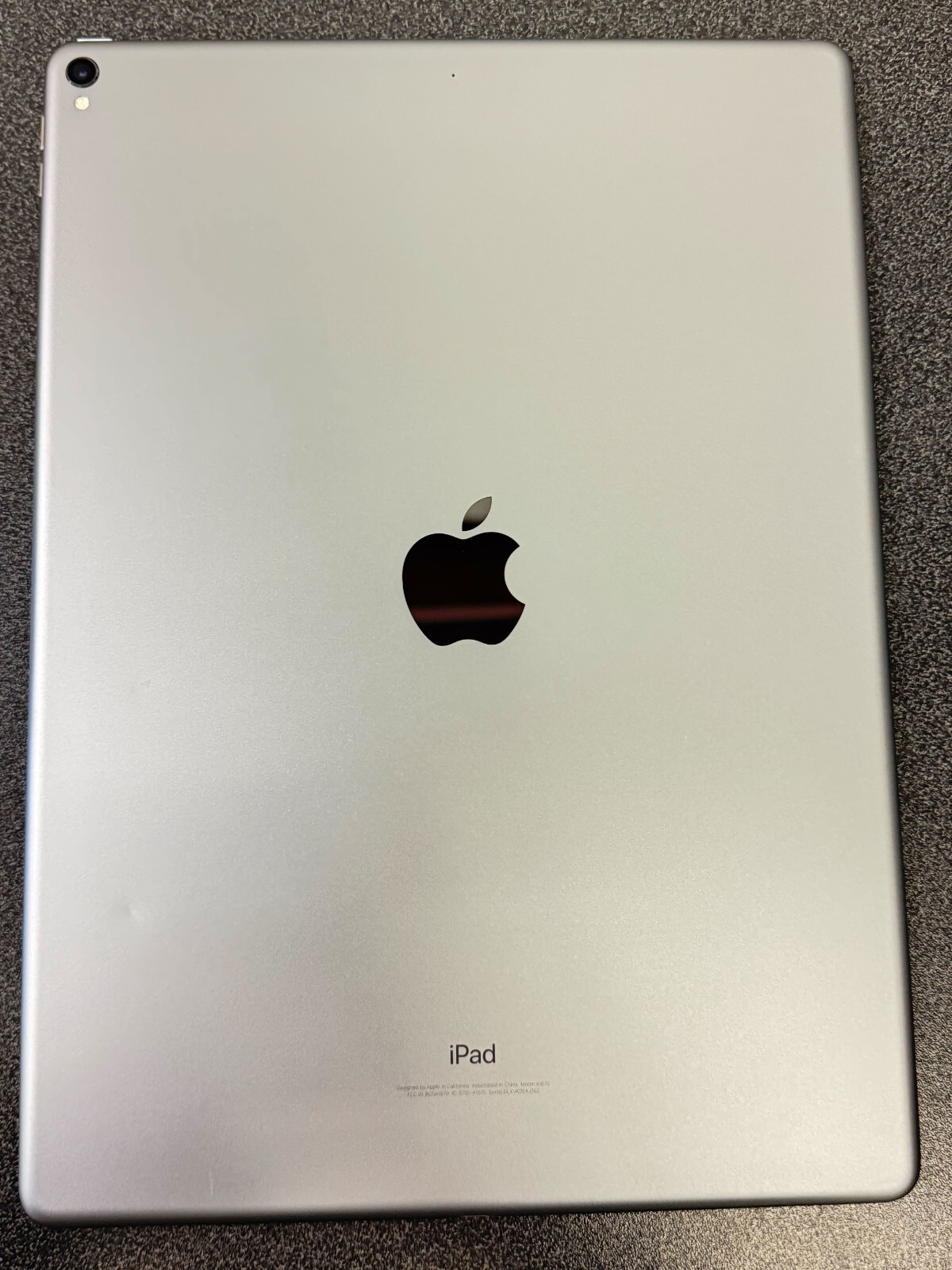 Apple iPad Pro 2nd Gen 256GB, Wi-Fi, 12.9in – Space Gray-Gold-Silver – USED