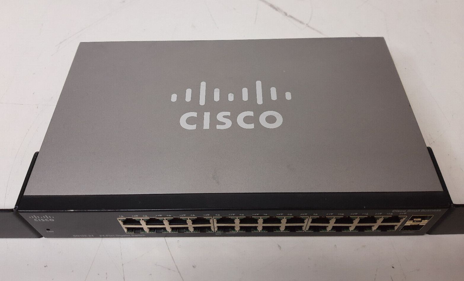 Cisco Small Business 100 Series Unmanaged Gigabit Ethernet Switch SG102-24