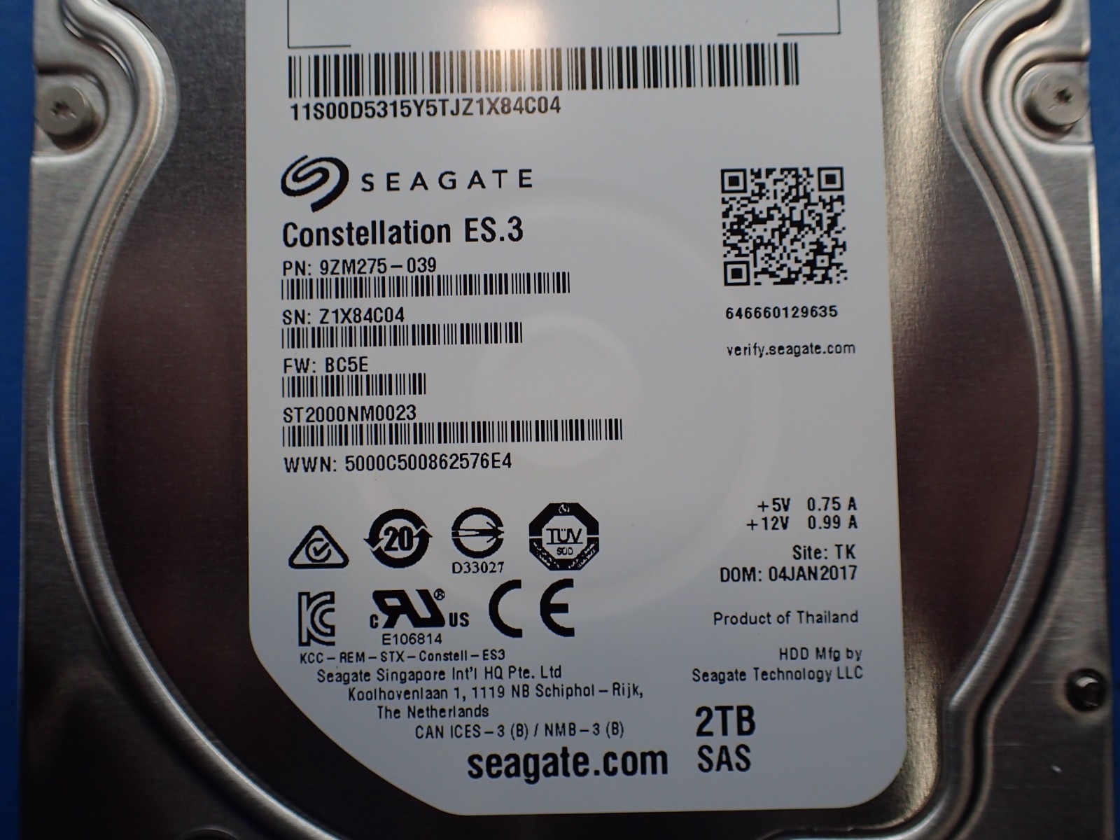 Seagate ST2000NM0023 00D5315 2TB 7.2K RPM 6Gb/s 3.5″ SAS Server Hard Drive