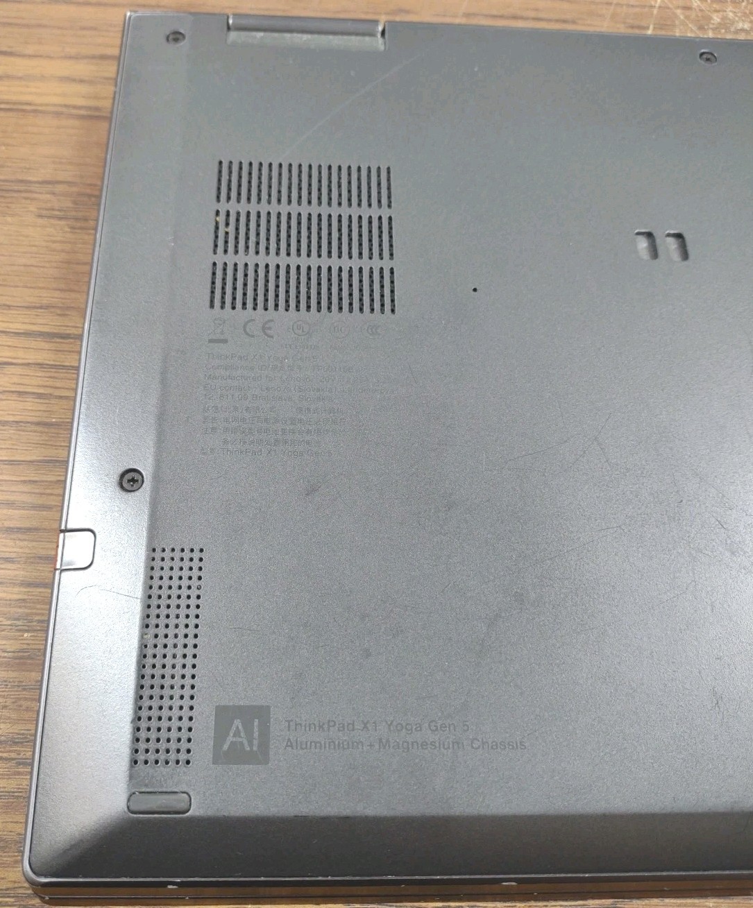 Lenovo ThinkPad X1 Yoga Gen 5 W/ i7-10610U, 16GB, 256GB, Touchscreen, Stylus.