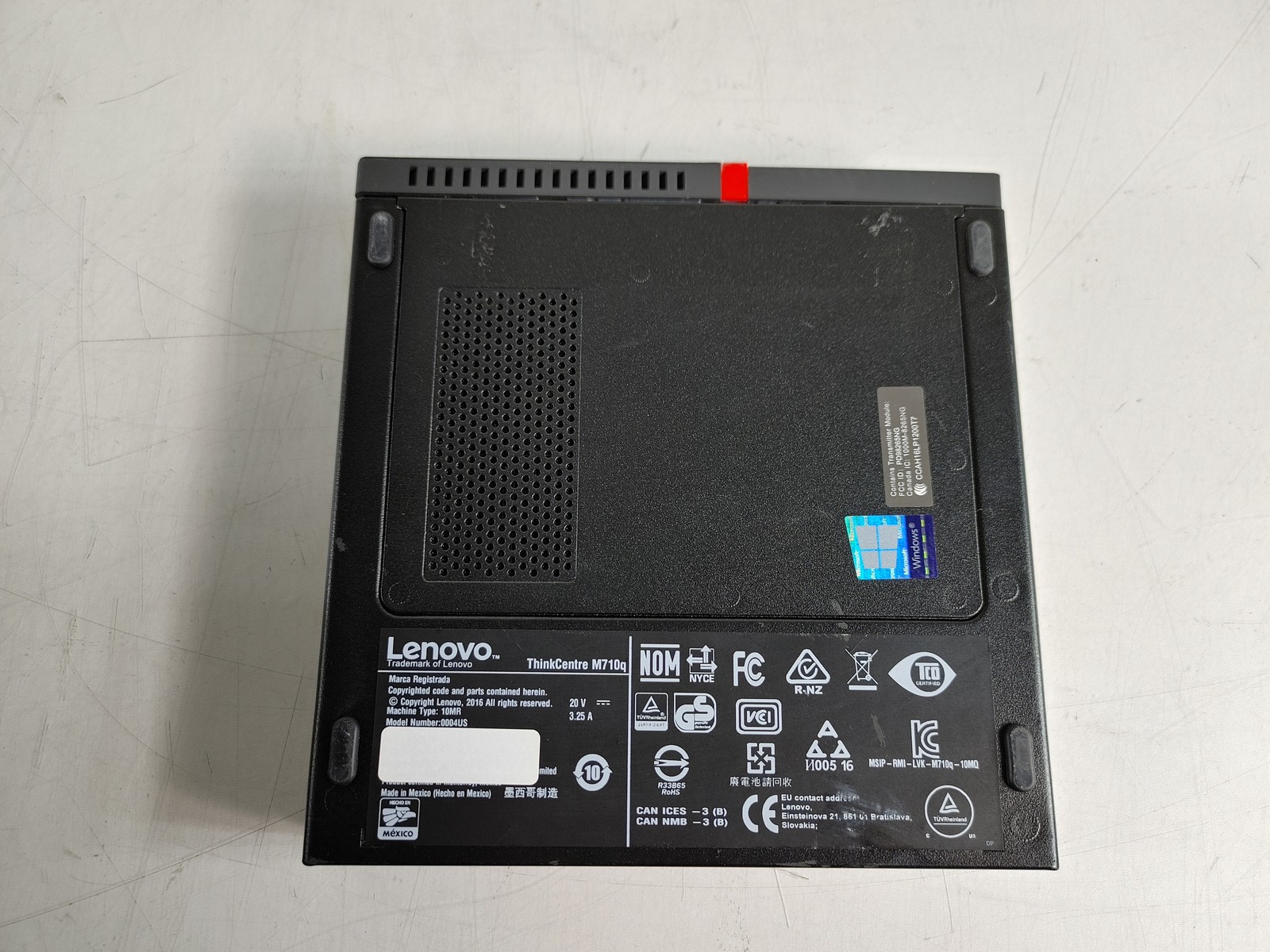 Lenovo ThinkCentre M710q Tiny Core i5-7500T 2.70 GHz 8 GB DDR4 No HDD