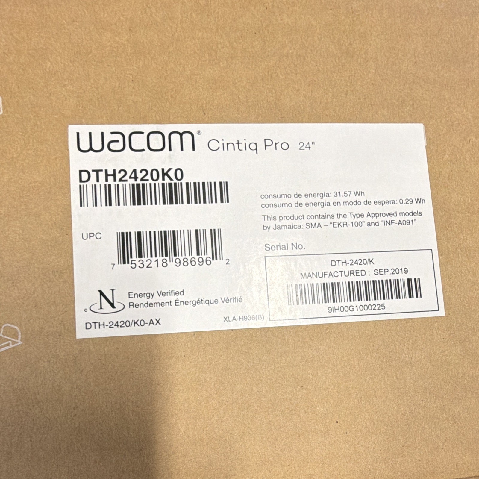 Wacom Cintiq Pro 24 24in Wired Graphics Tablet DTH2420K0 w/ Pro Pen 2