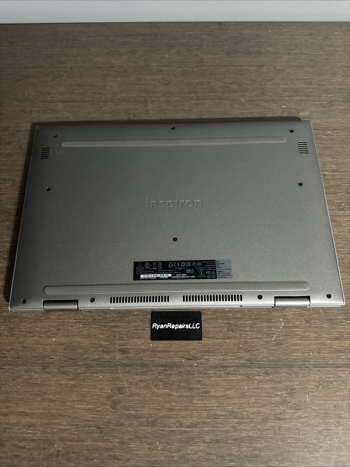 Dell Latitude Laptop Unknown model- 8gb DDR4, Intel i7. Parts or repair turns on