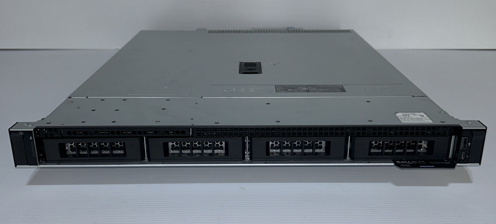 Dell PowerEdge R240 Intel Xeon E-2144G 3.6GHz 16GB DDR4 ECC NO HDD 250W Unused!