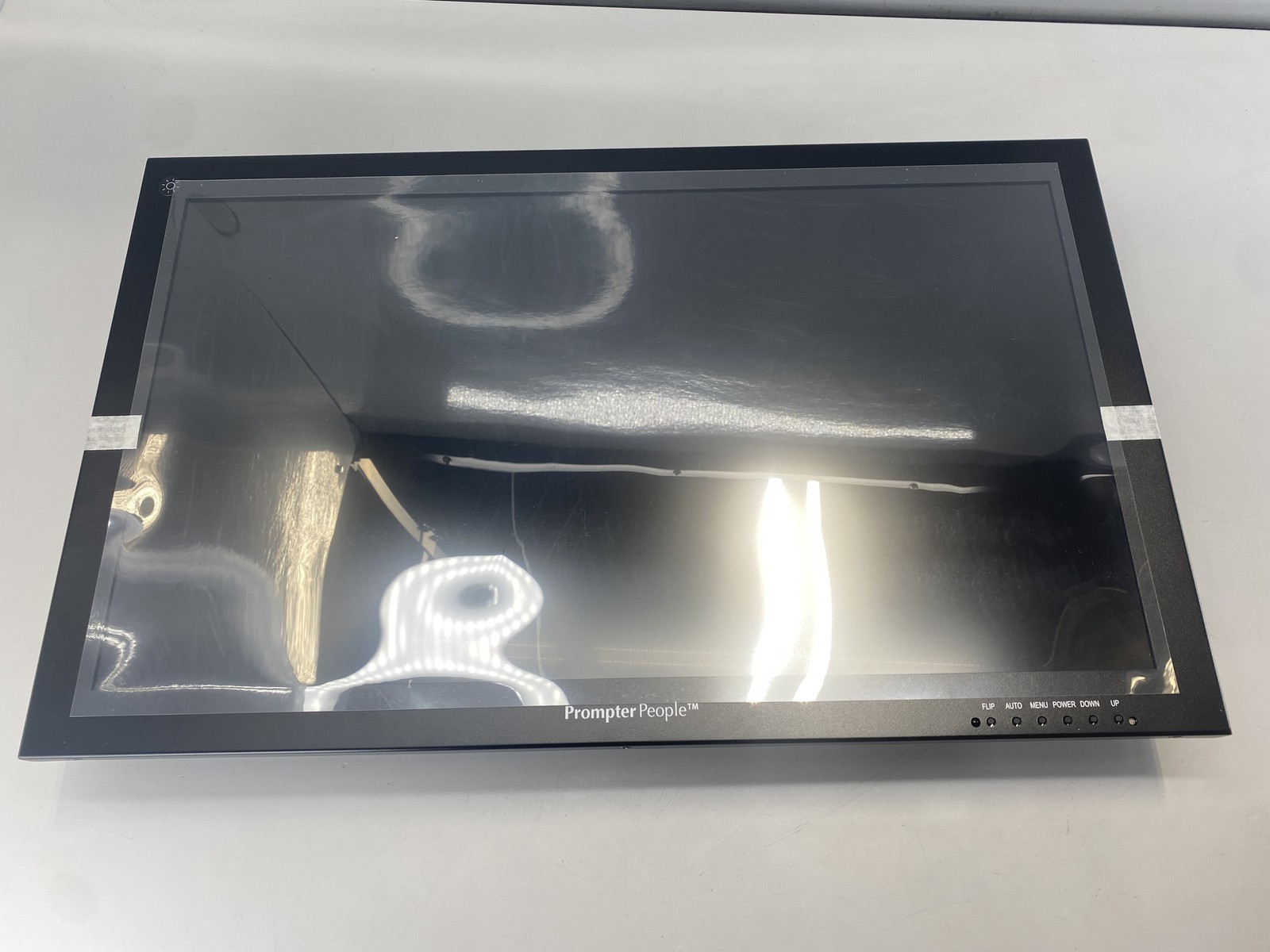 Prompter People 24″ High-Brightness Reversing Monitor- Black
