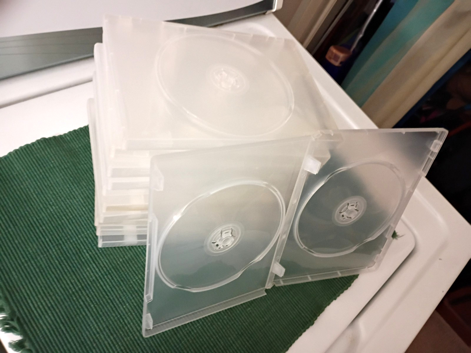 (14) “CLEAR ” DVD CASES “ASSTS SIZES” “all cases still nice”
