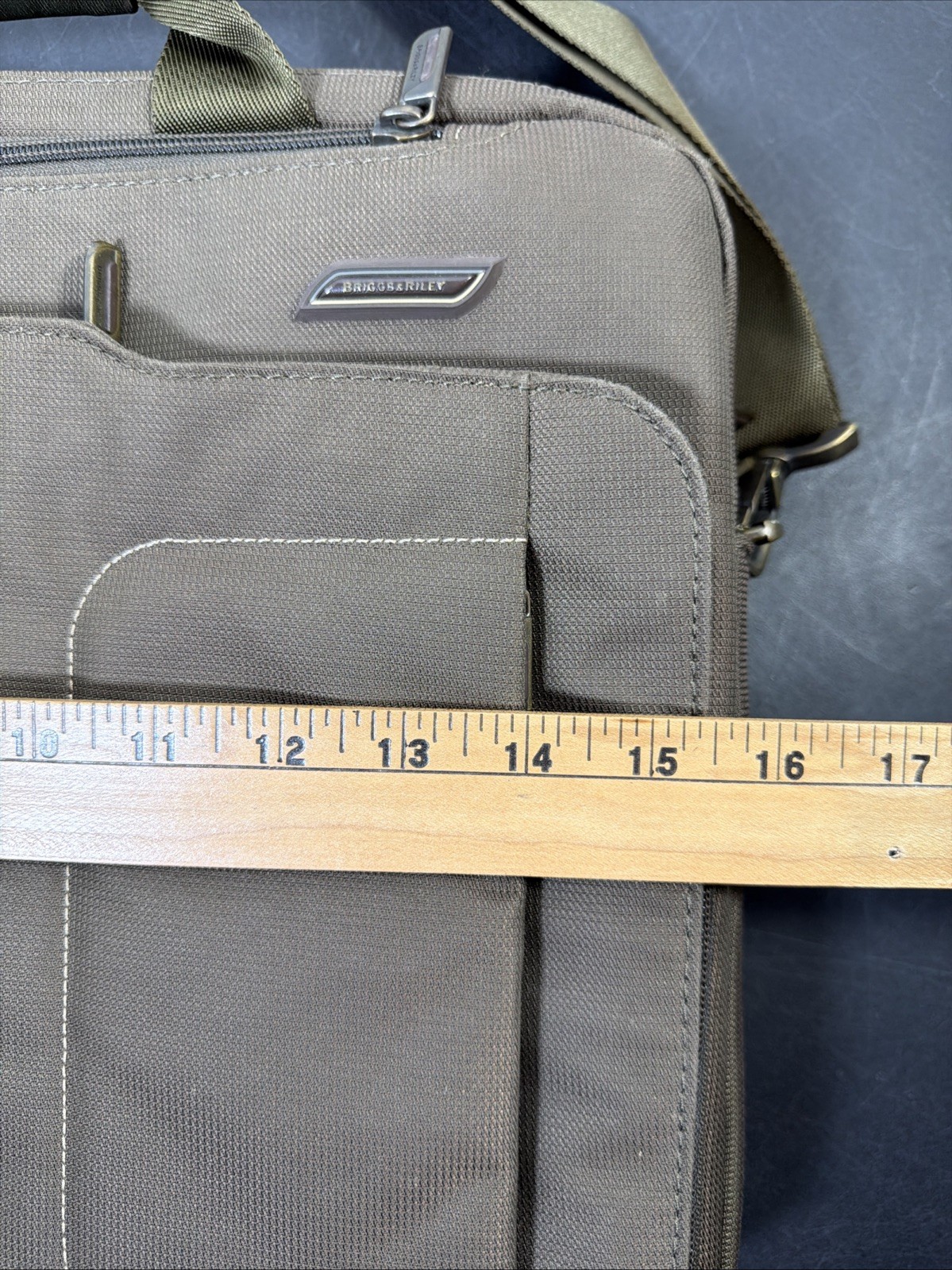 Briggs & Riley Move Business Case Green Messenger Bag w/ Shoulder Strap VB402-23