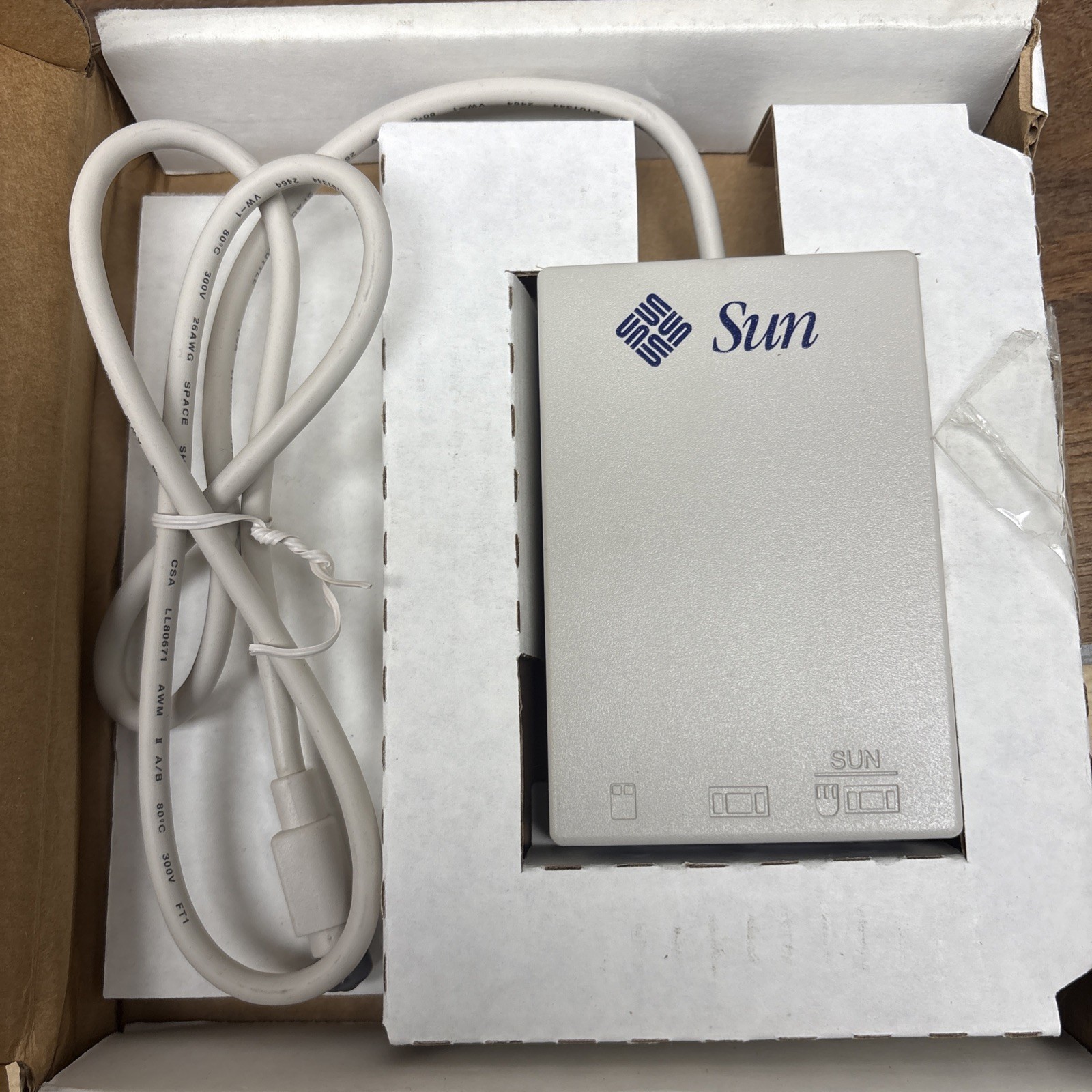 SUN 370-2068 MiniDIN to PS/2 Keyboard Mouse KVM Adapter Converter