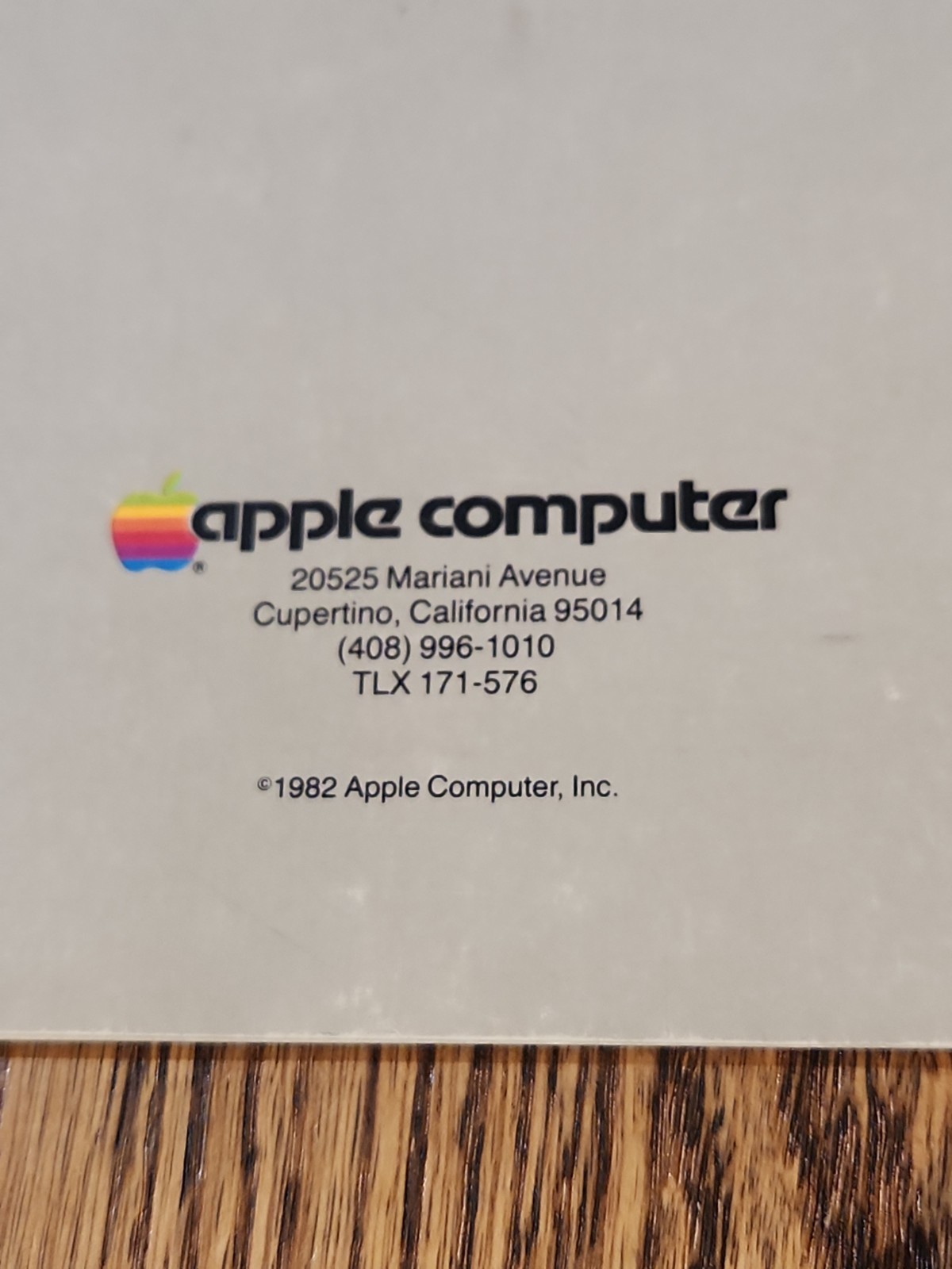 Rare Vintage 1982 Apple Personal Computers In Business Buyer’s Guide Book