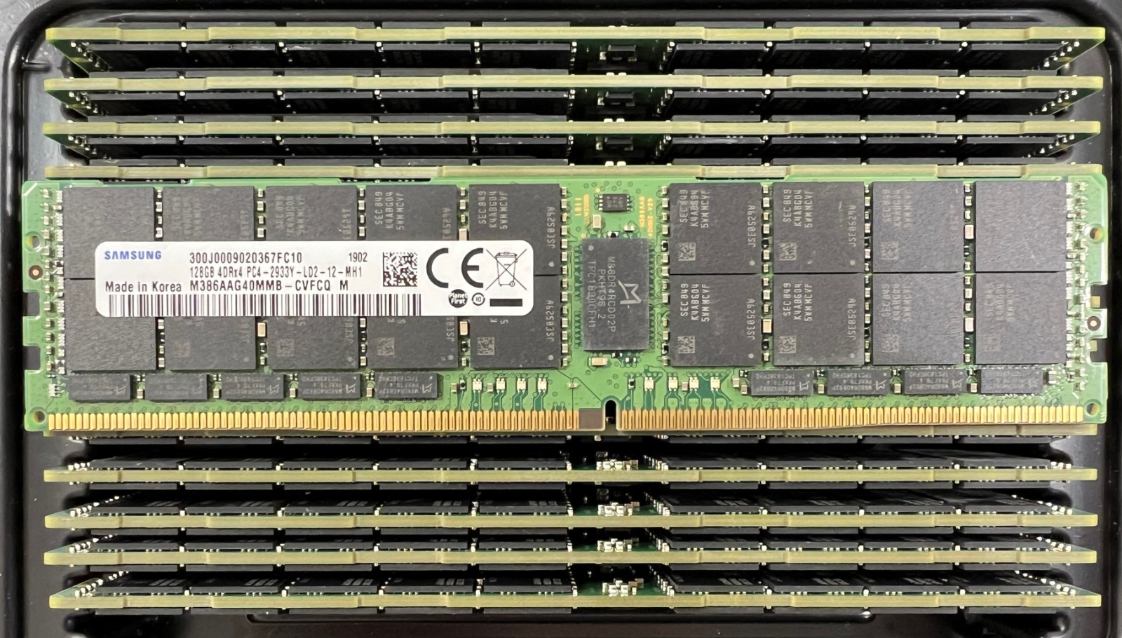 Samsung 128GB DDR4 RAM PC4-2933Y LRDIMM Server Memory M386AAG40MMB-CVFCQ 4DRx4