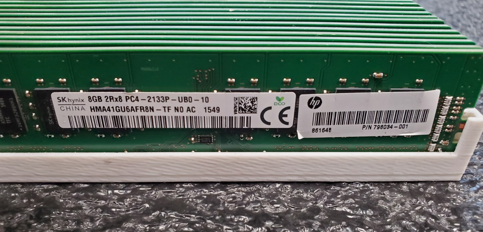 64GB (8x8GB) SK hynix PC4-2133P Desktop DIMM HMA41GU6AFR8N-TF HP 798034-001